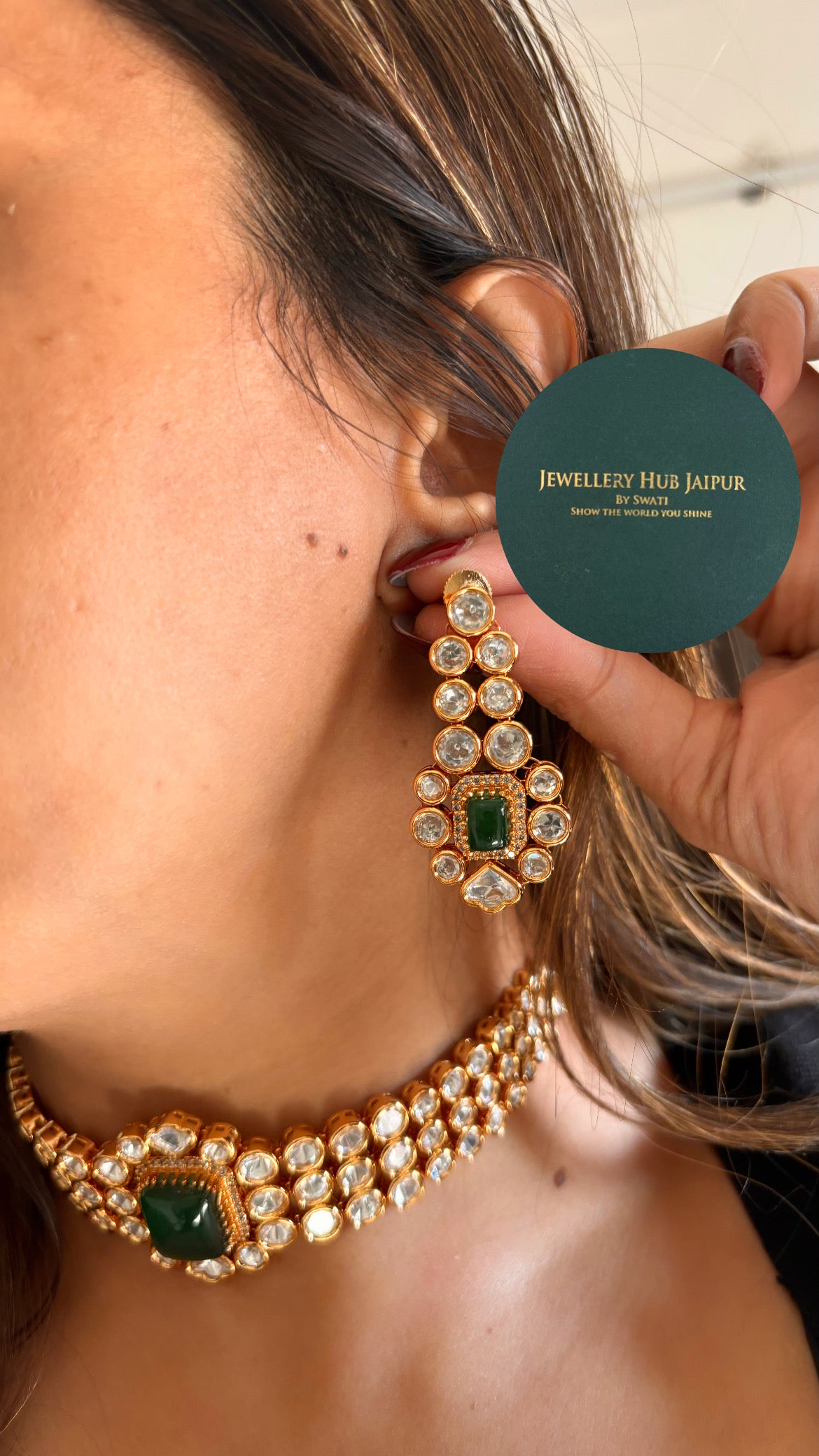 Emerald moissanite choker necklace set