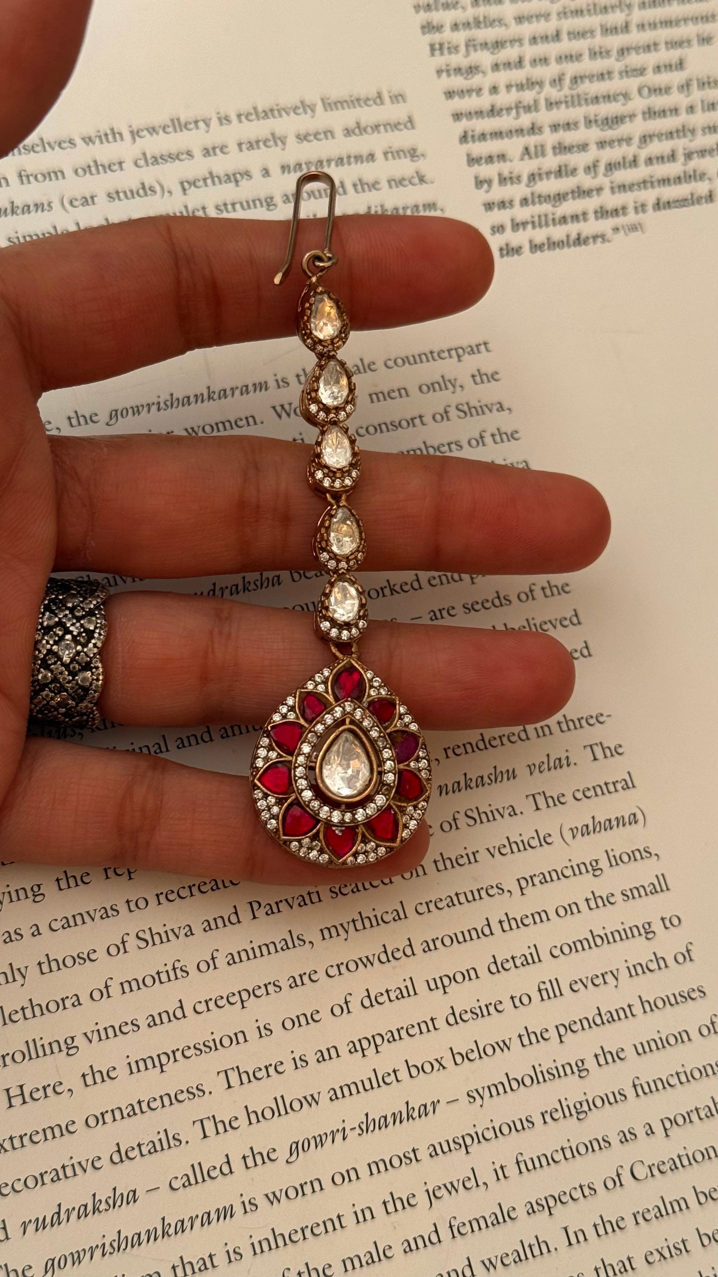 rani pink moissanite Maangtikka