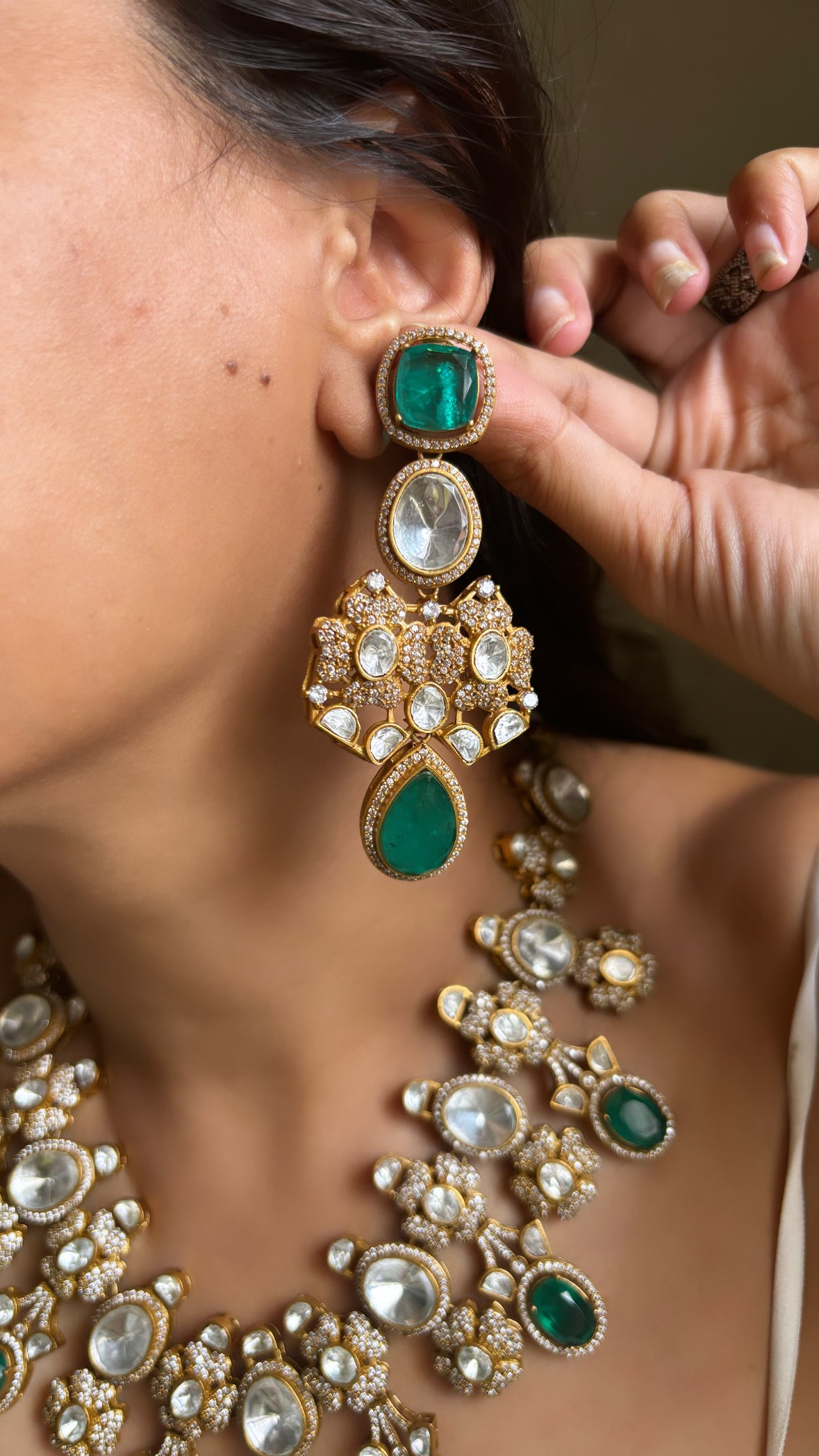 Emerald Moissanite & Uncut polki necklace