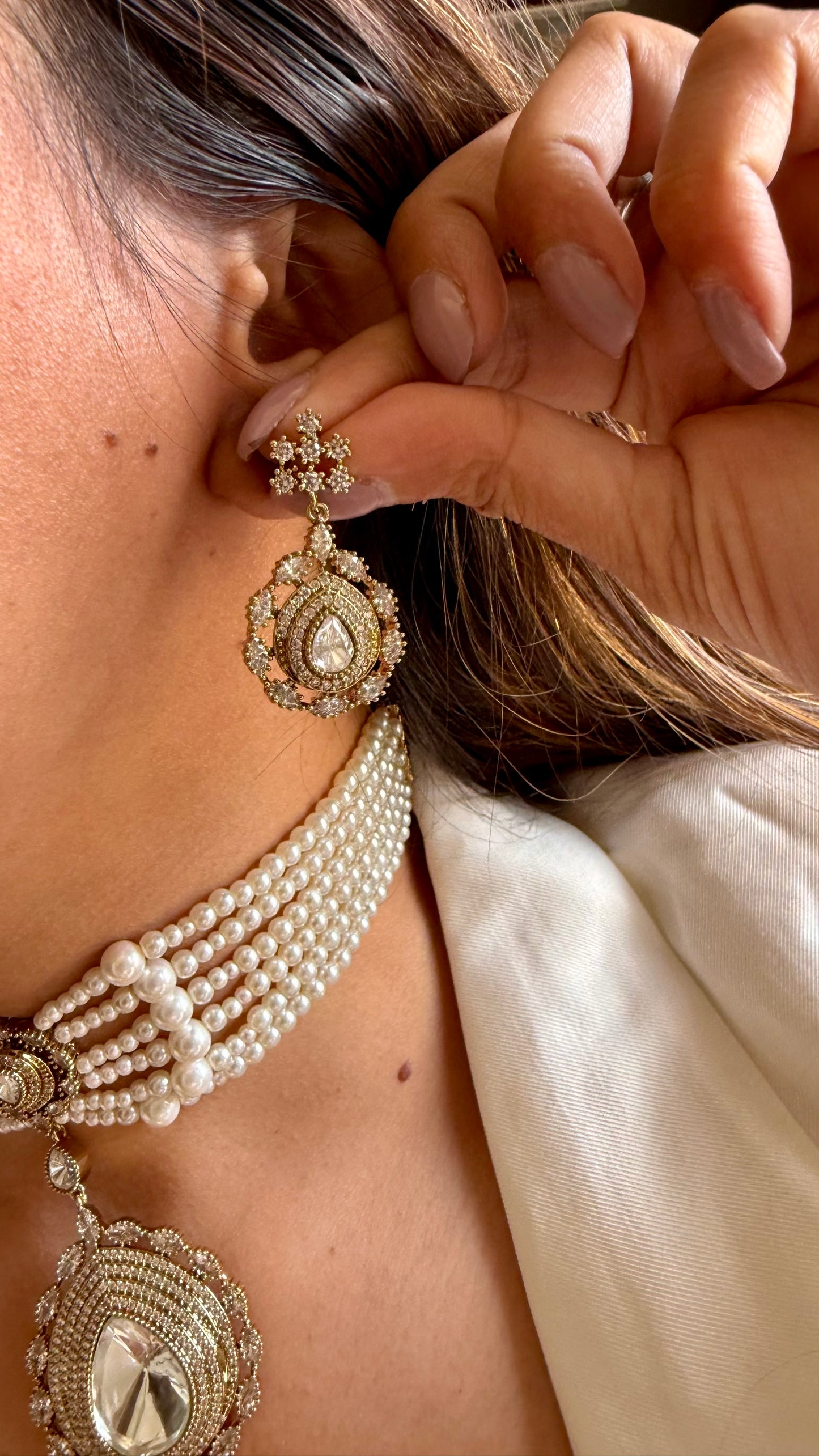 Moissanite polki drop pearl designer choker