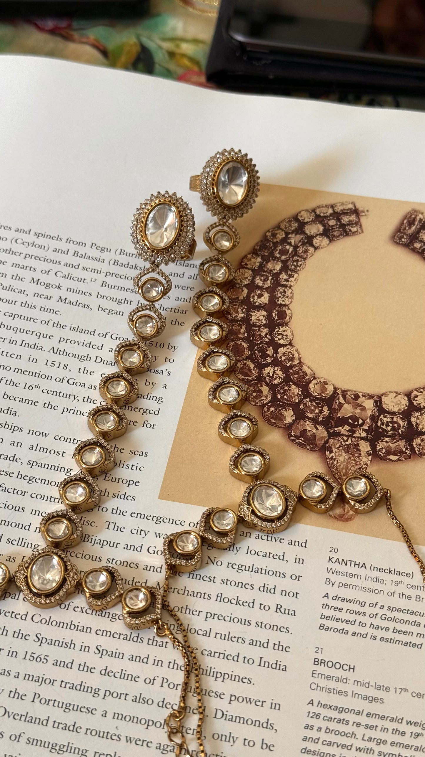 victorian polki haathphool