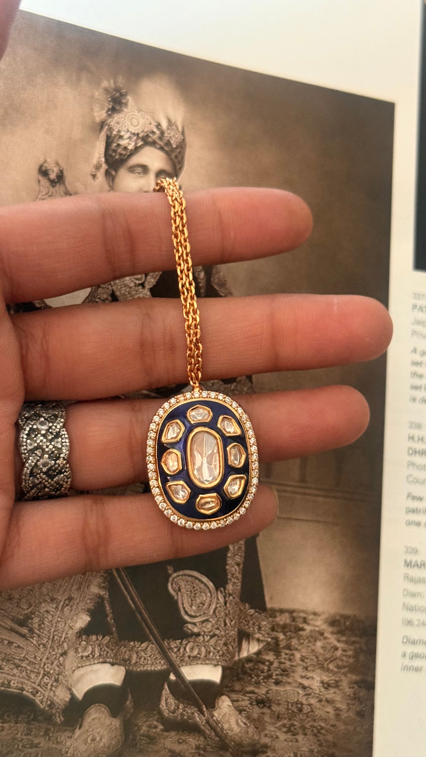 Sapphire single polki mangtika