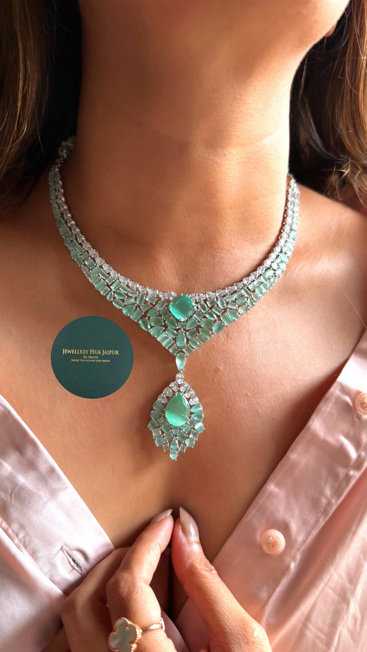 Mint doublet cocktail diamond necklace set
