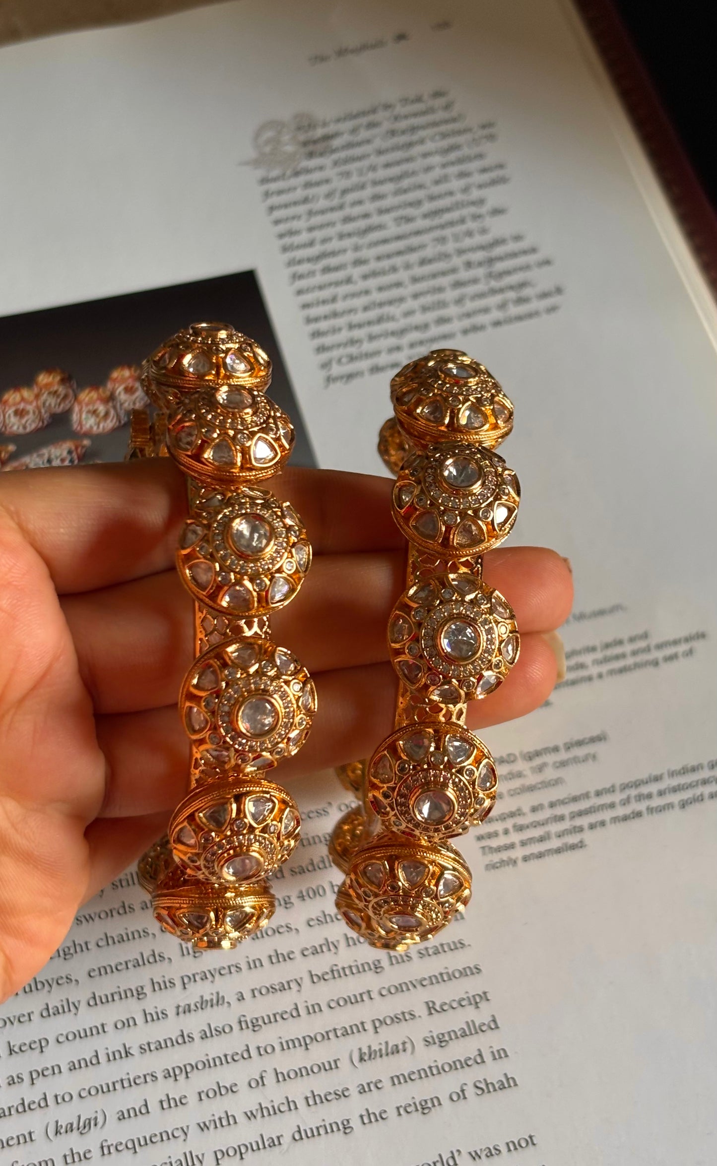 White polki moissanite gold polish bangdi bangles