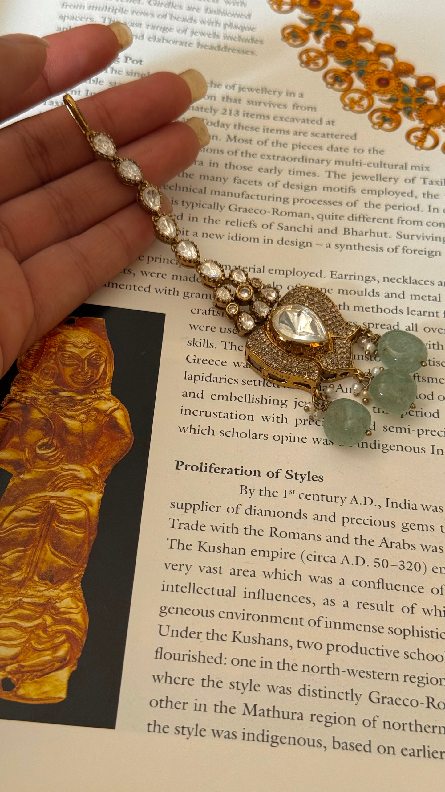 Mint victorian uncut polki maangtika