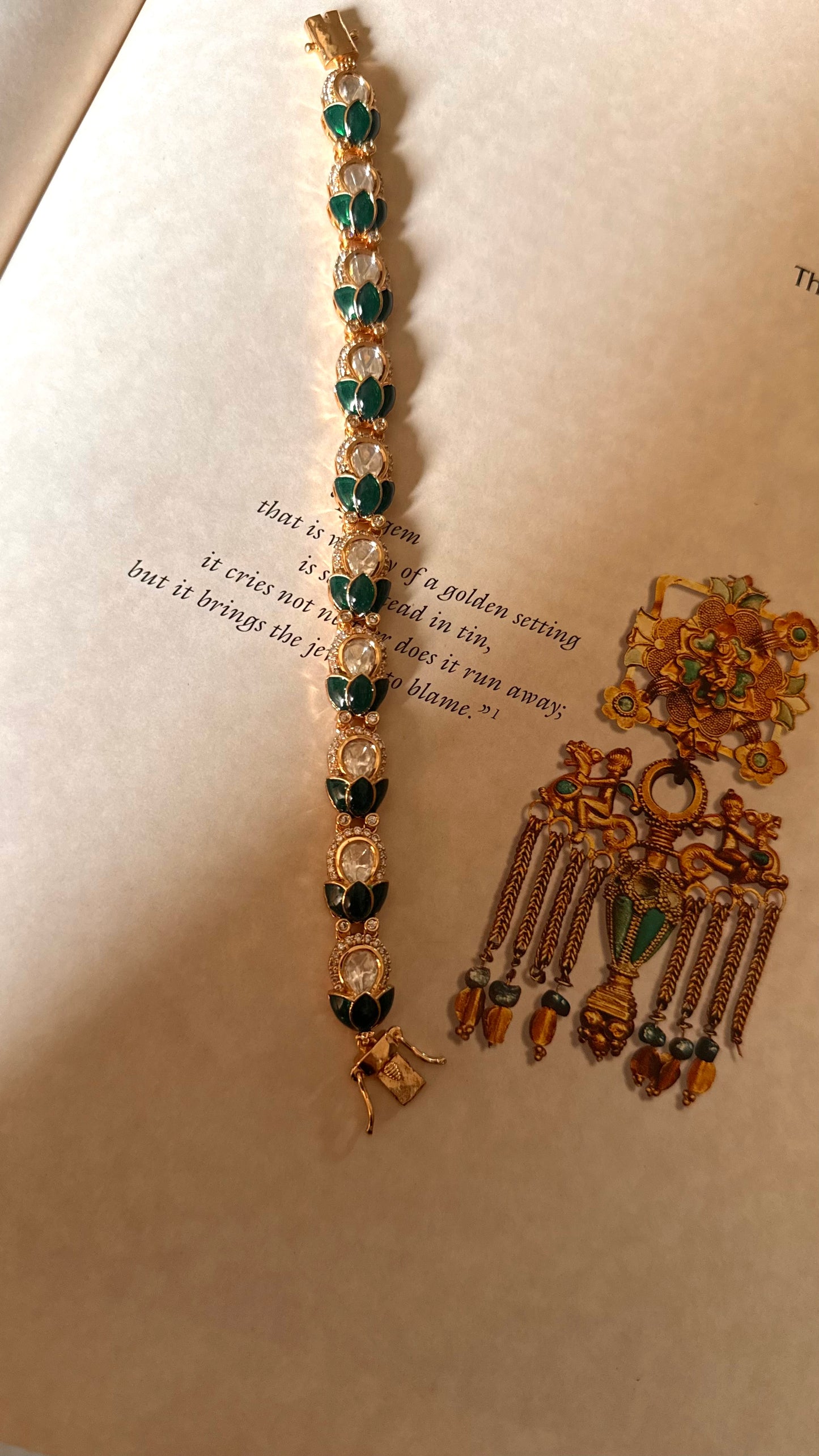 Emerald katdana moissanite leaf bracelet