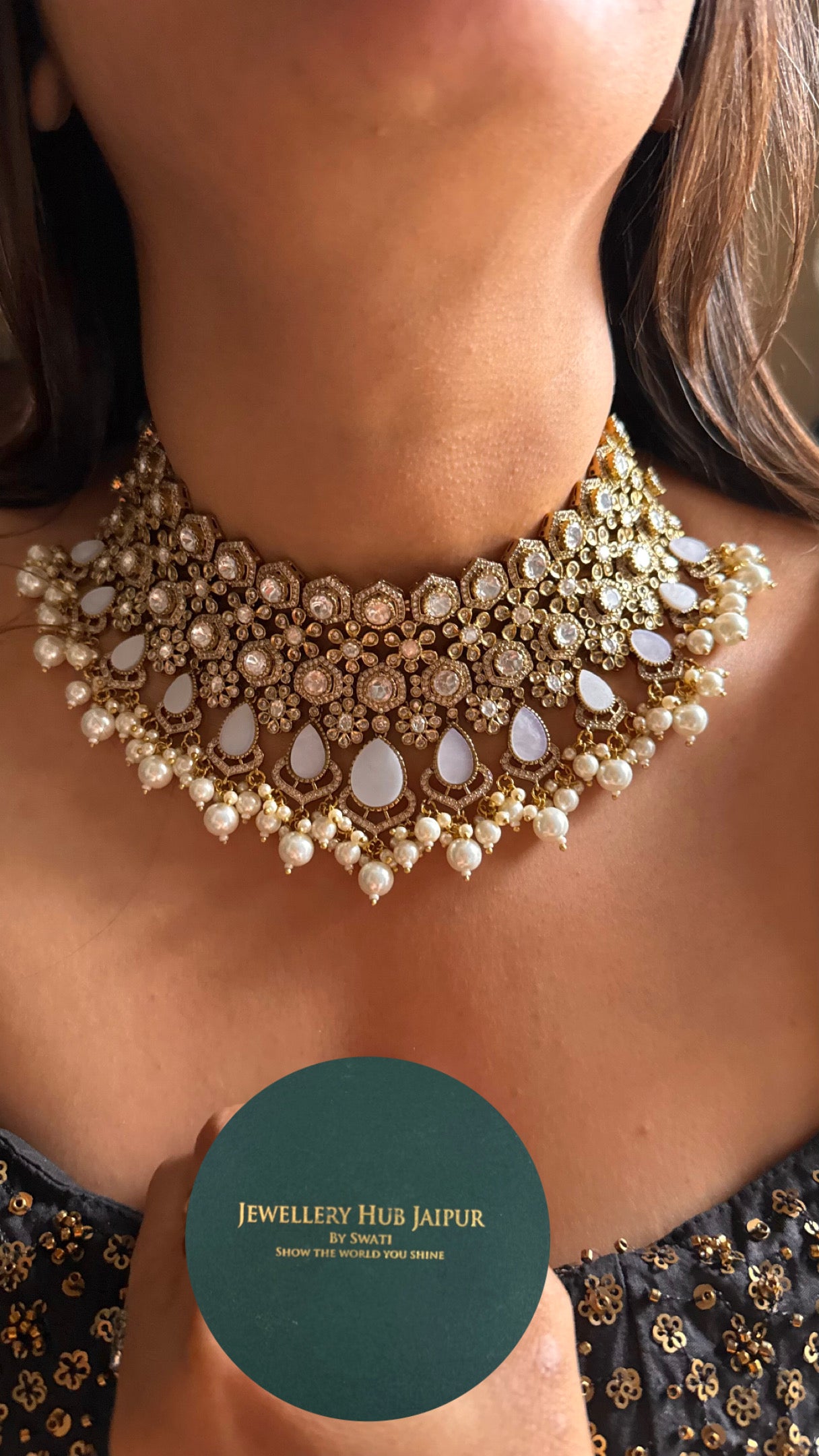Mother of pearl with drops choker necklace