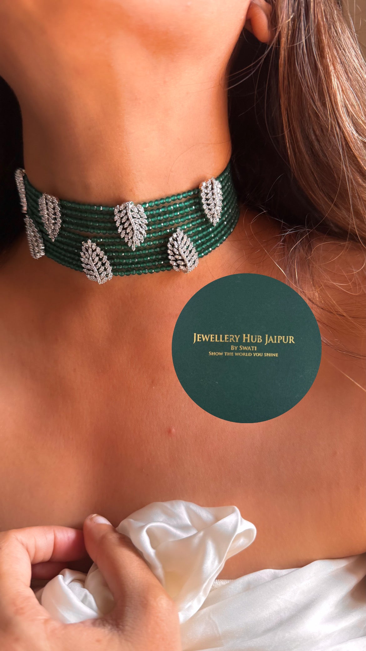 Emerald & cz diamond leaves designer cocktail choker set