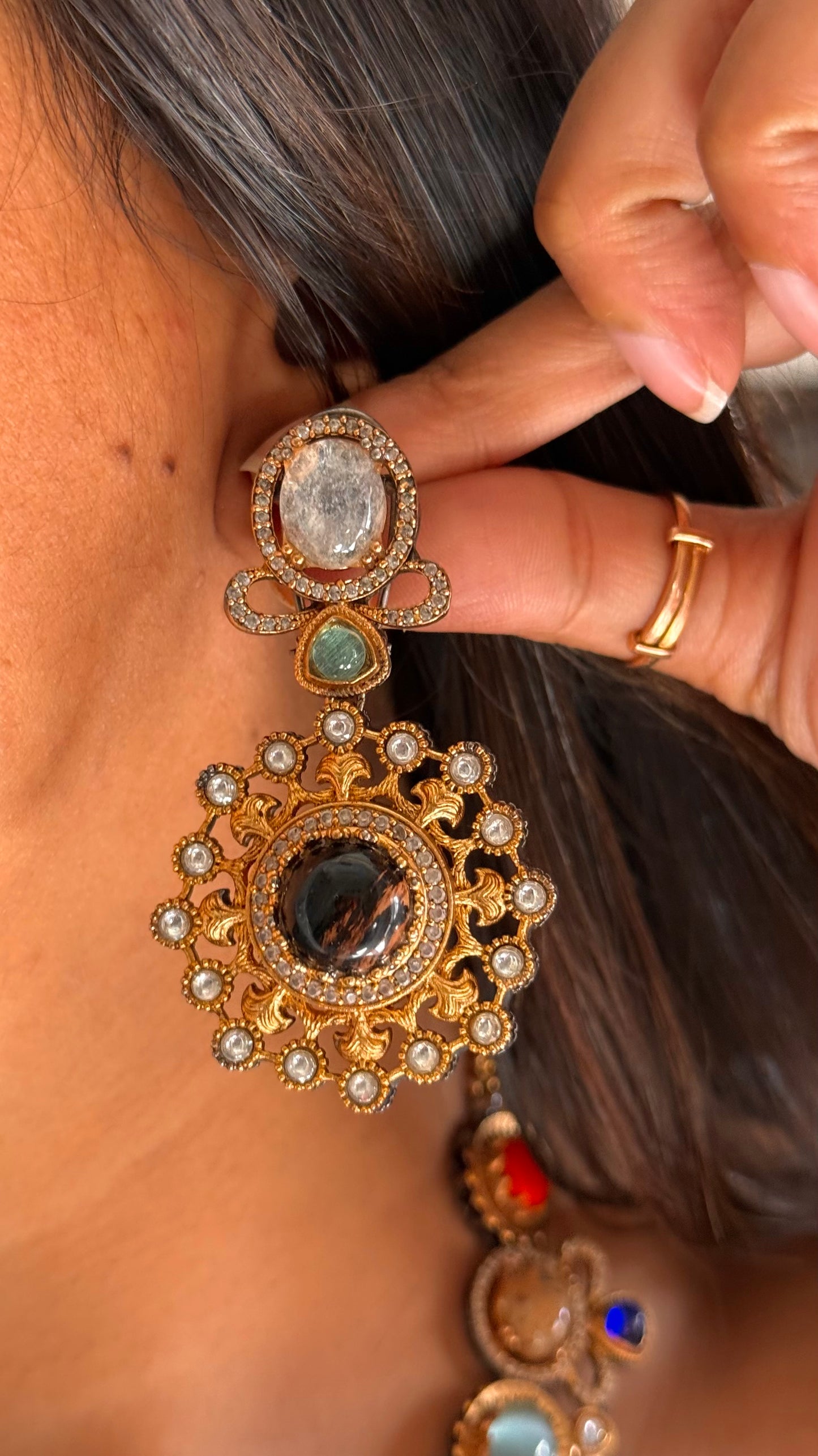 Sabyasachi inspired vintage collar set with danglers