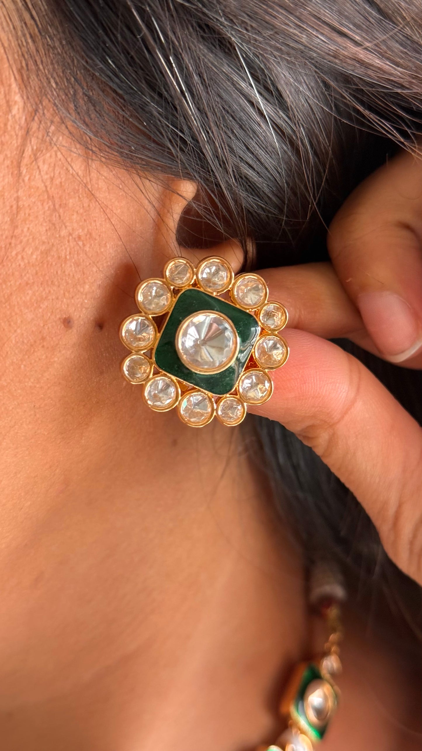 emerald meenakari single line necklace