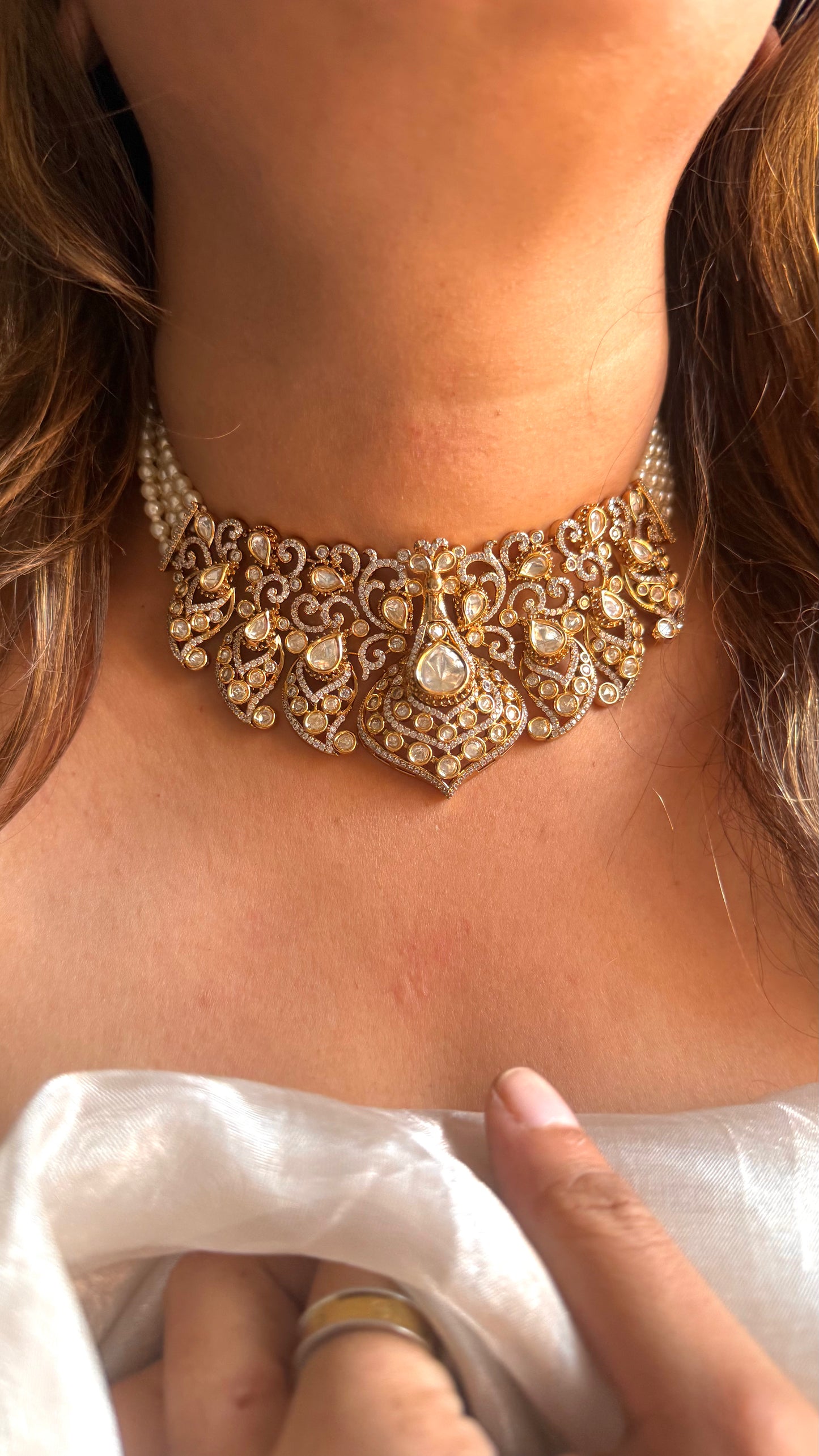 LV shade Polki designer choker with pearl detailing