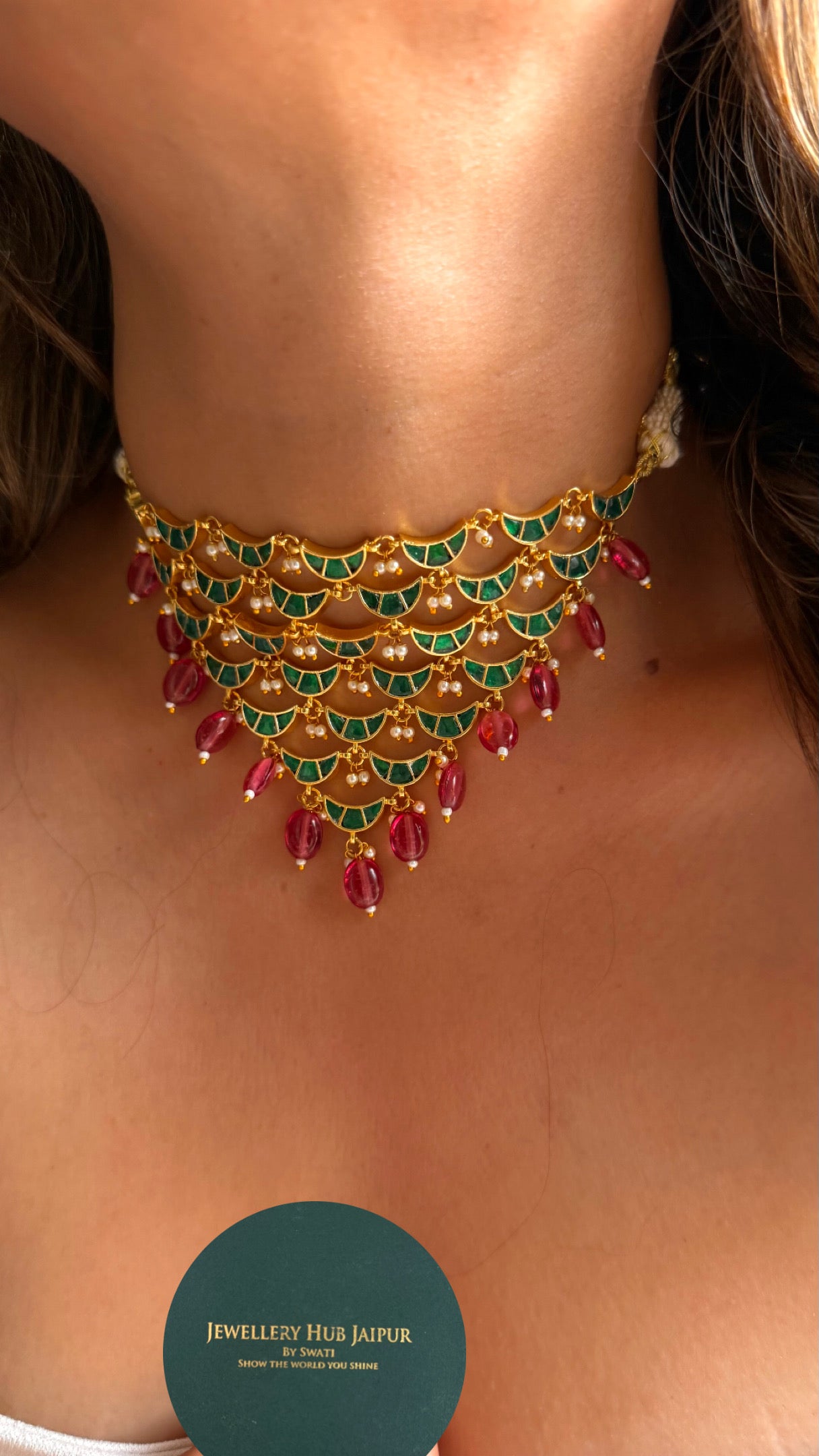Design emerald half moon with Rani pink  drops choker Necklace