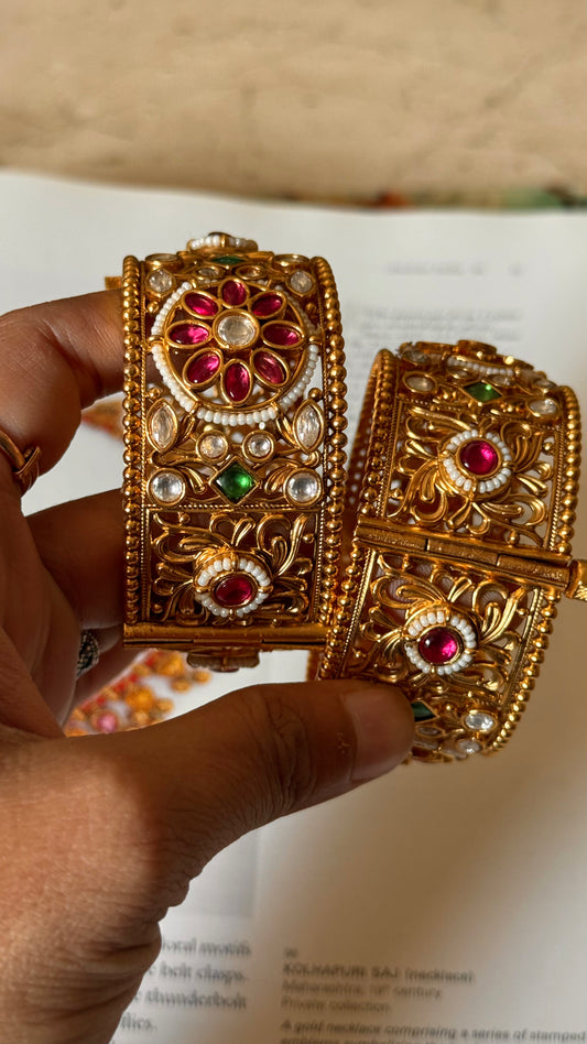 Rajwadi broad ruby bangles