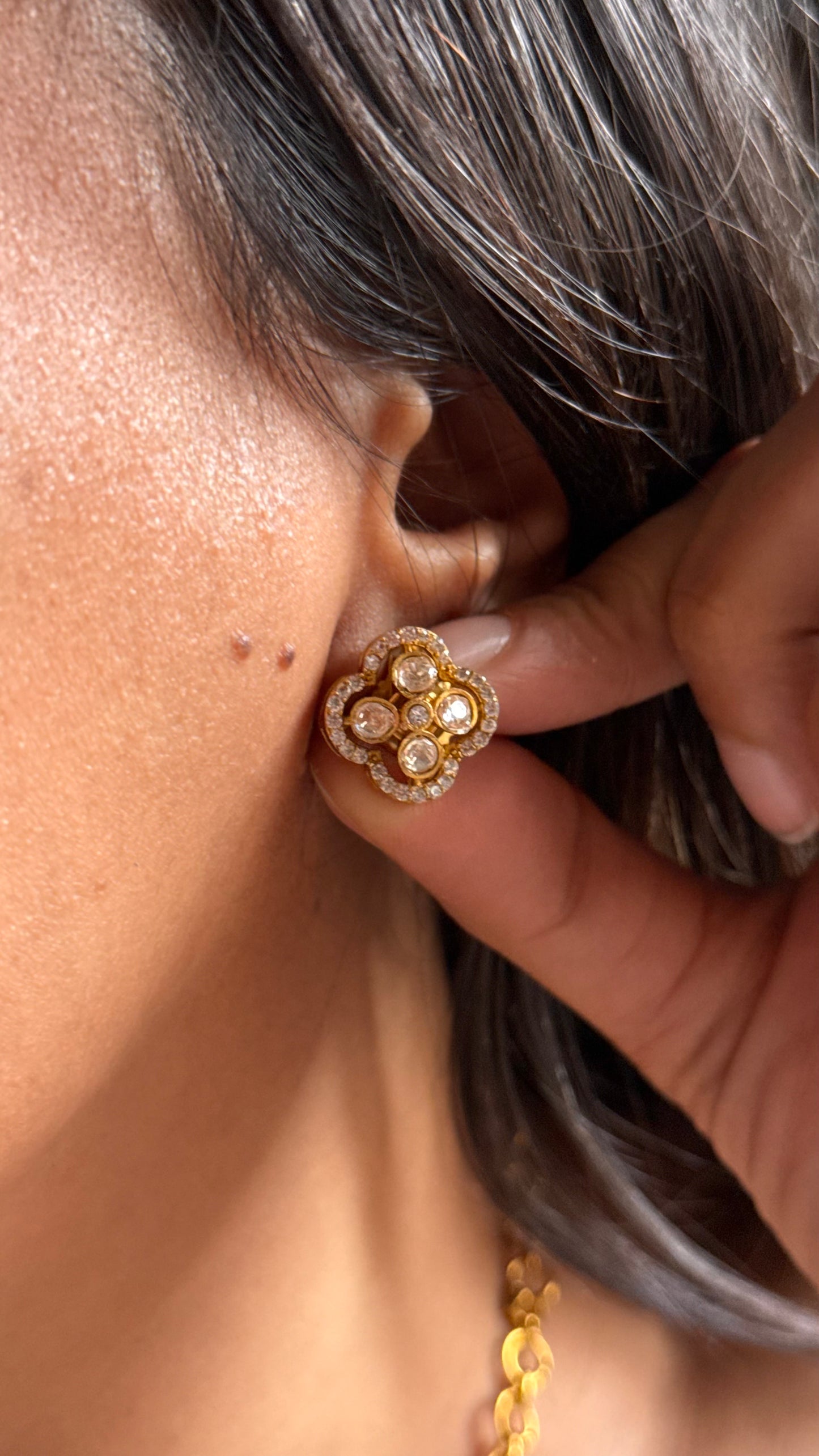 Peeli polki floral gold polish minimalist necklace