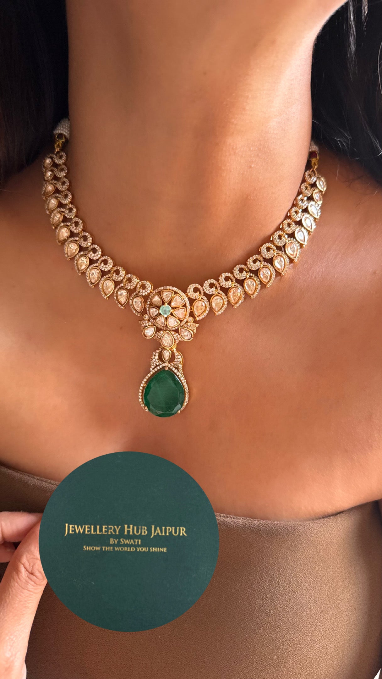 Emerald & mint doublet stone with peeli polki collar Necklace