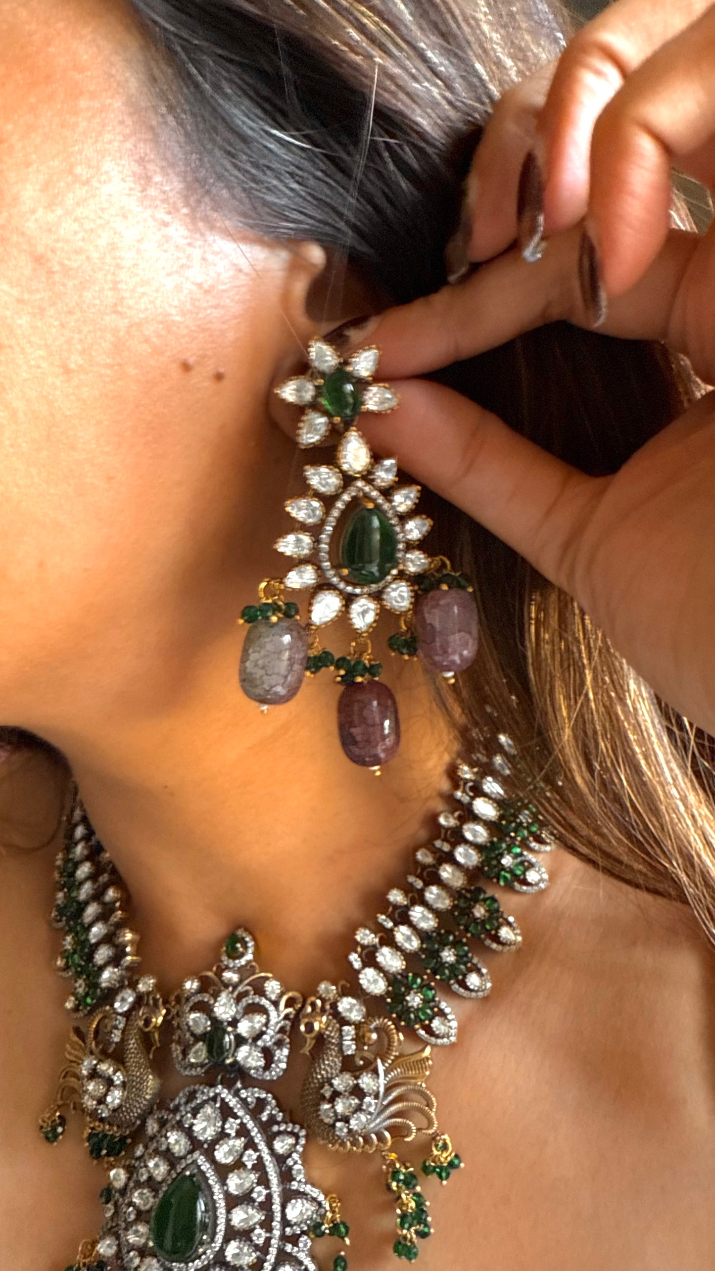 Munar-Emerald doublet Moissanite uncut victorian mid length set