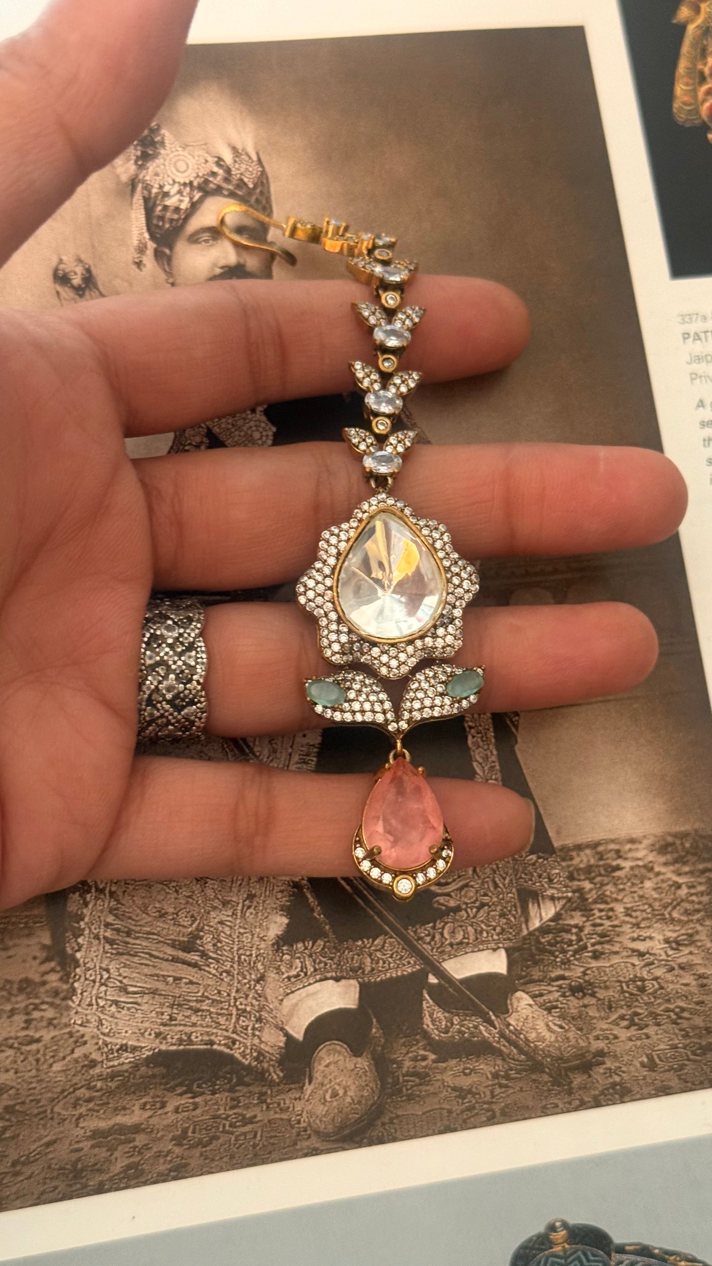 Rose quartz & mint designer maangtika