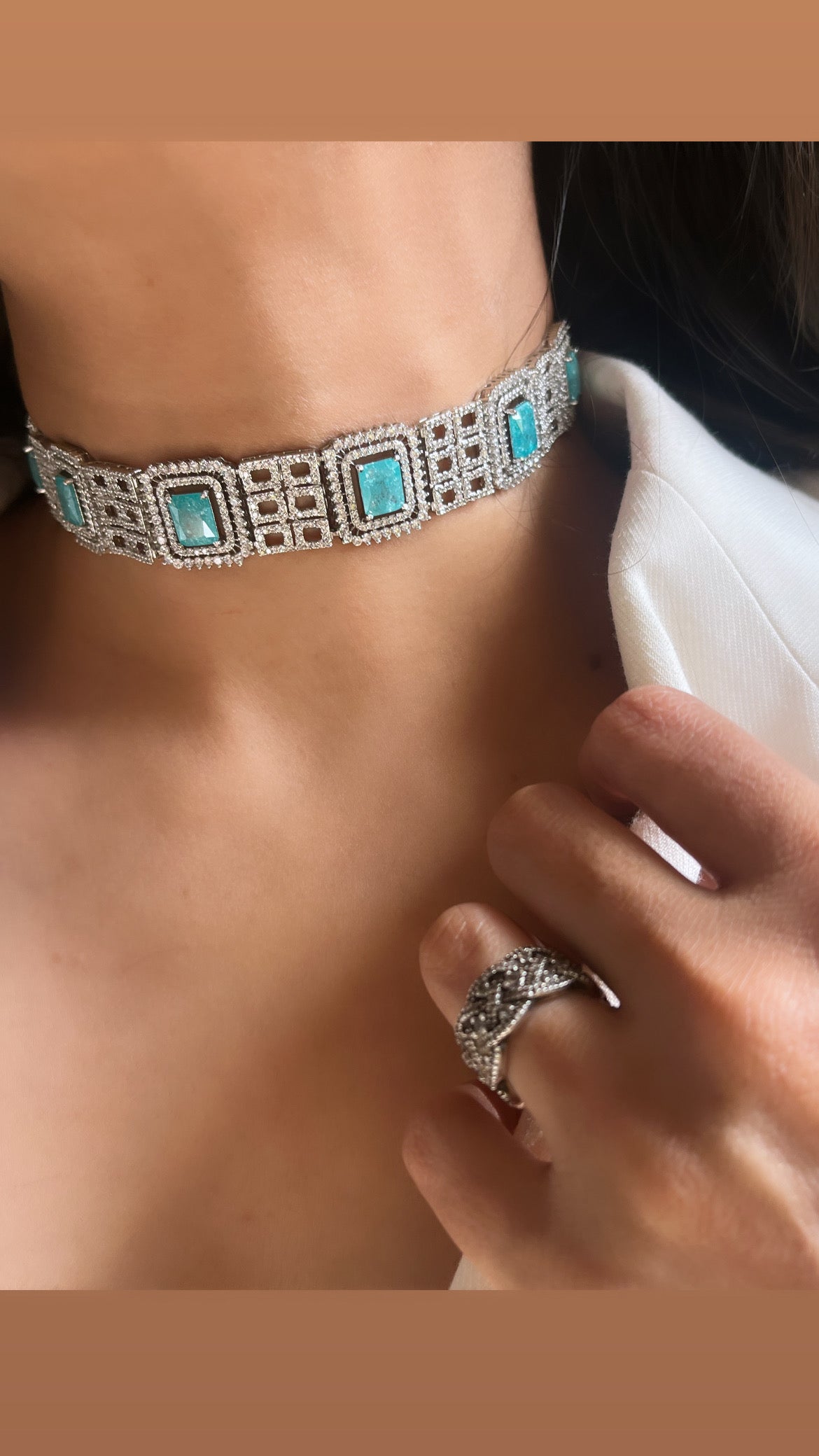 Firoza choker