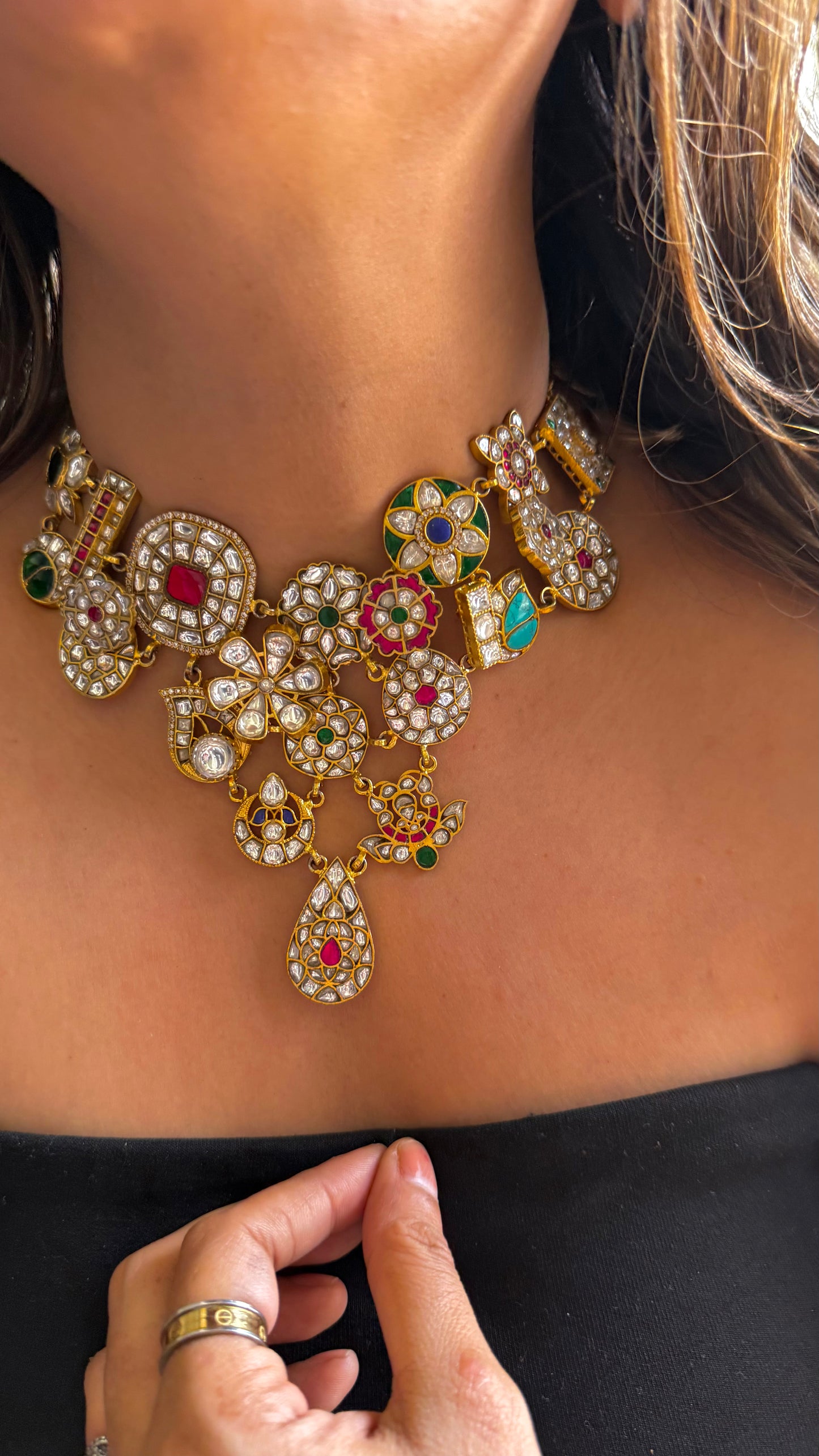 Handmade Paachi kundan Multiple Motif Necklace