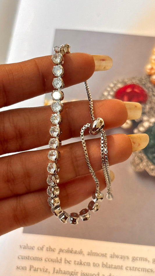 Cz diamond rhodium adjustable bracelet