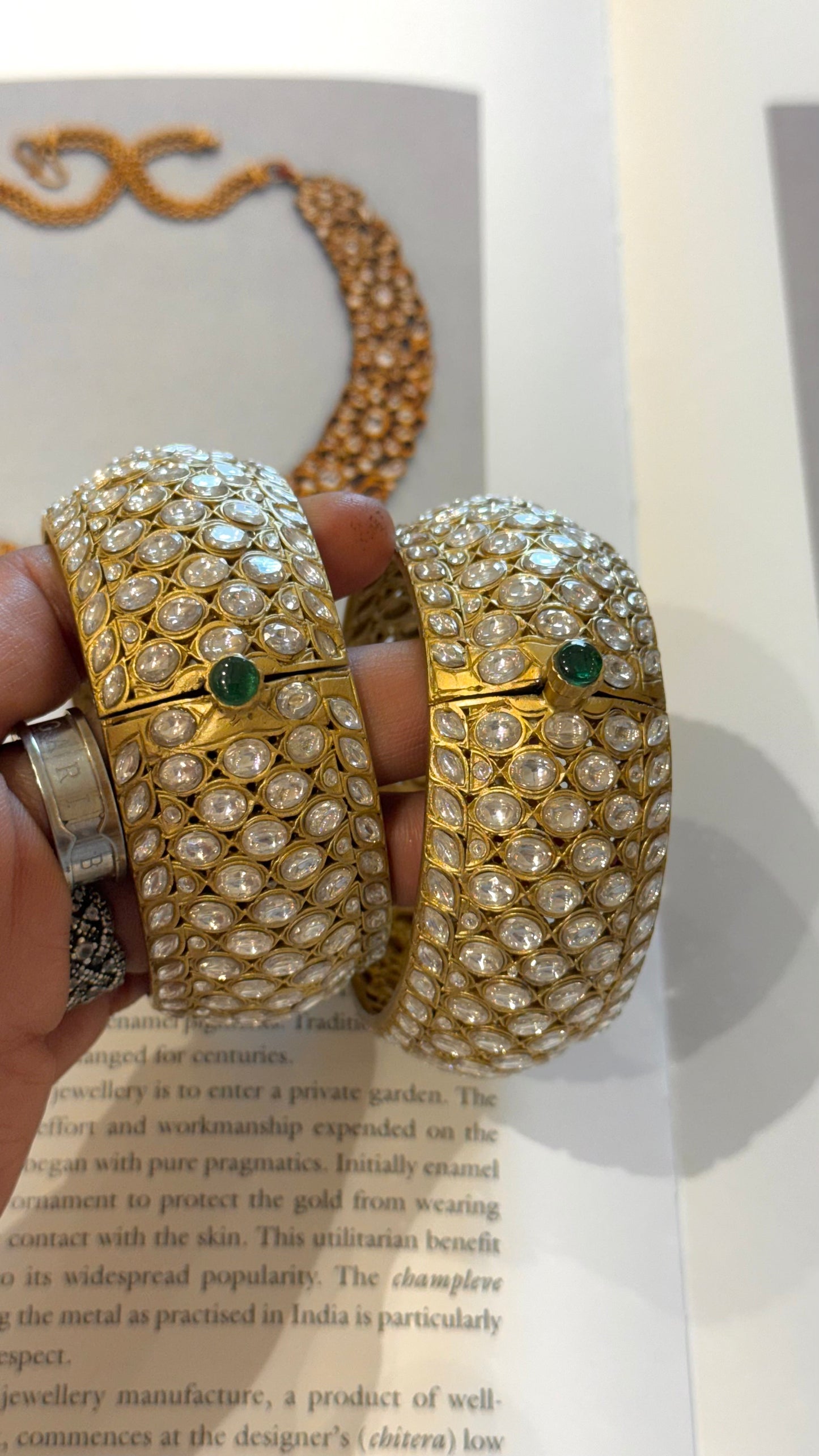 Real moissanite sakhi kada