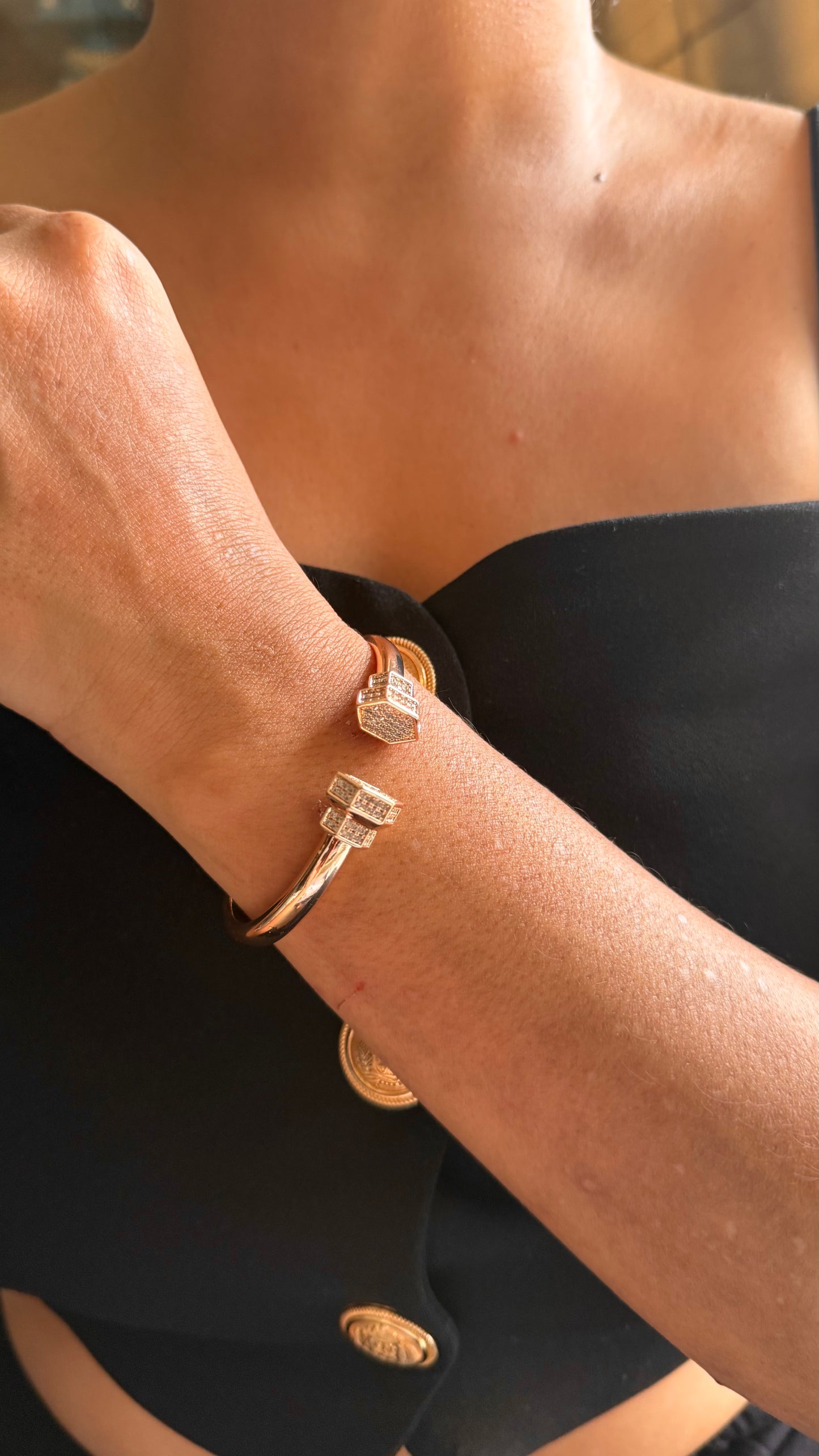 Open-Cuff Square End bracelet (rose gold)