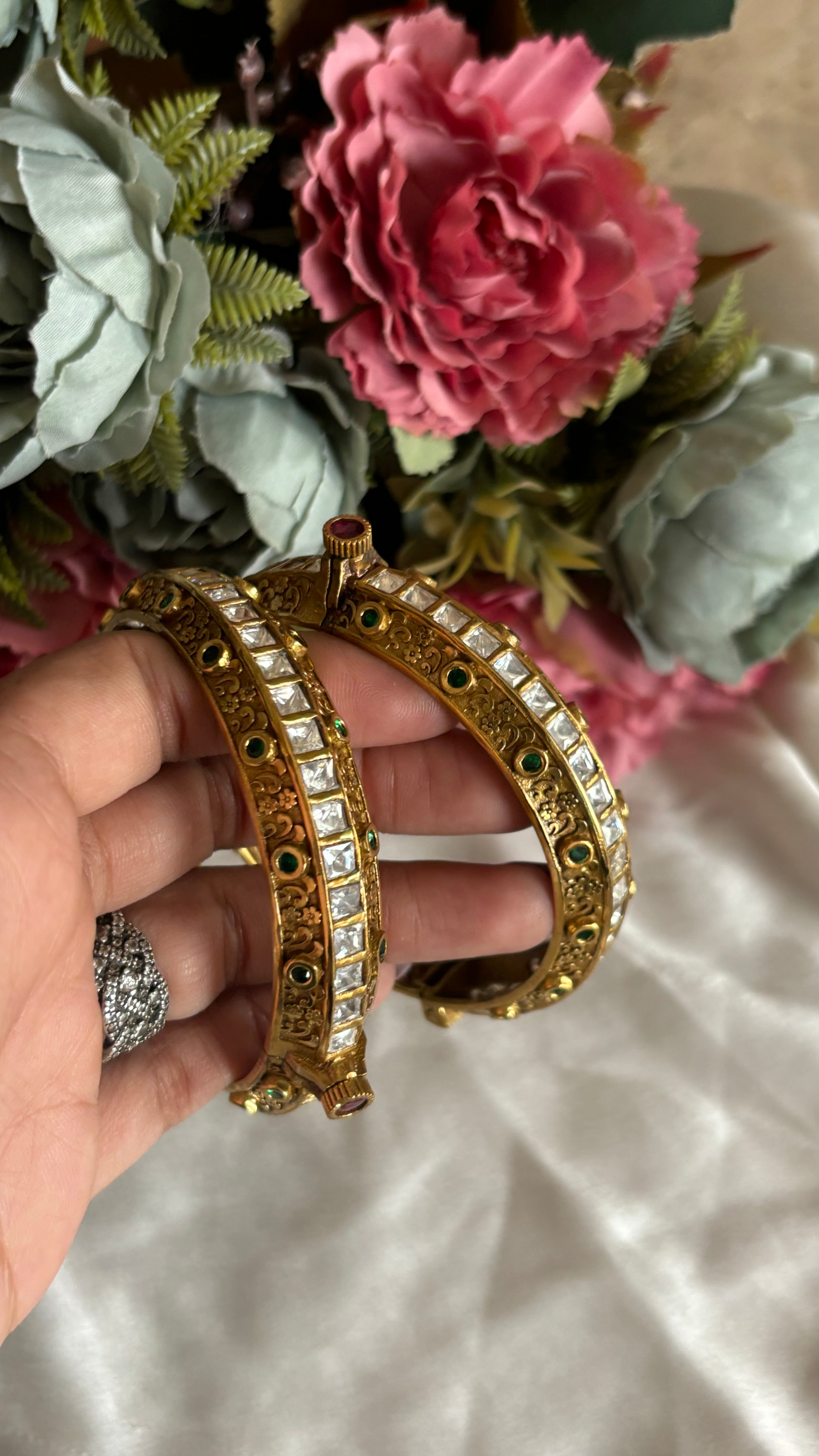 Victorian polki emerald bangles