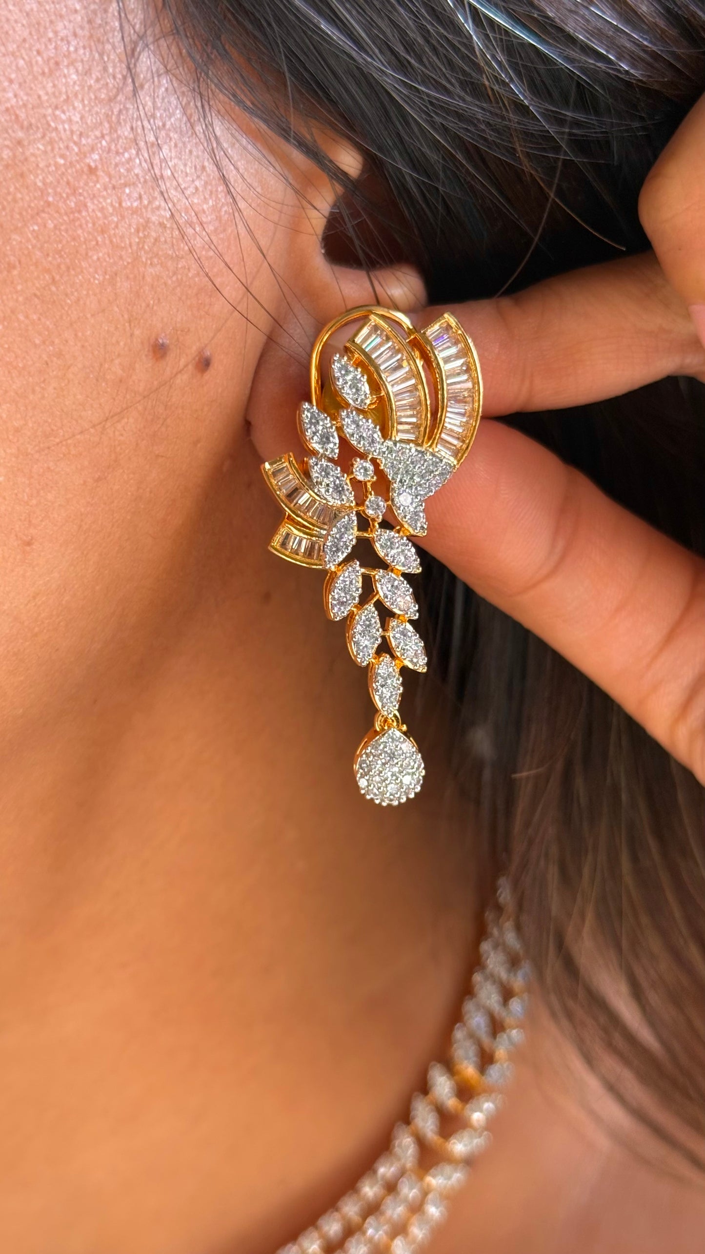 Cz diamond tear drop designer necklace (GJ Polish)