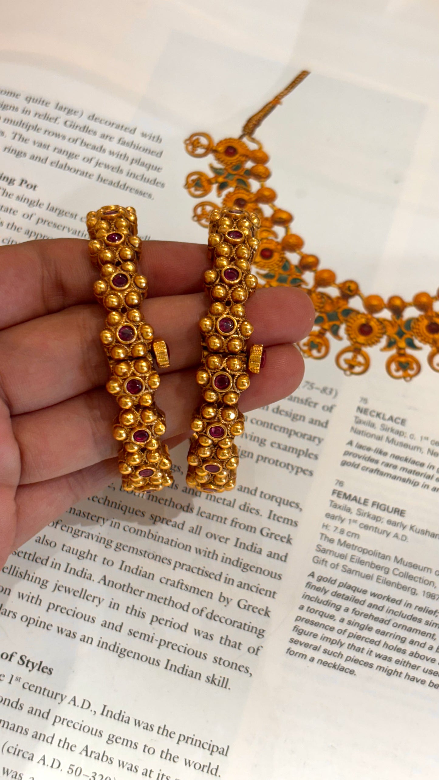 Ruby dull gold Rajwada Bangles