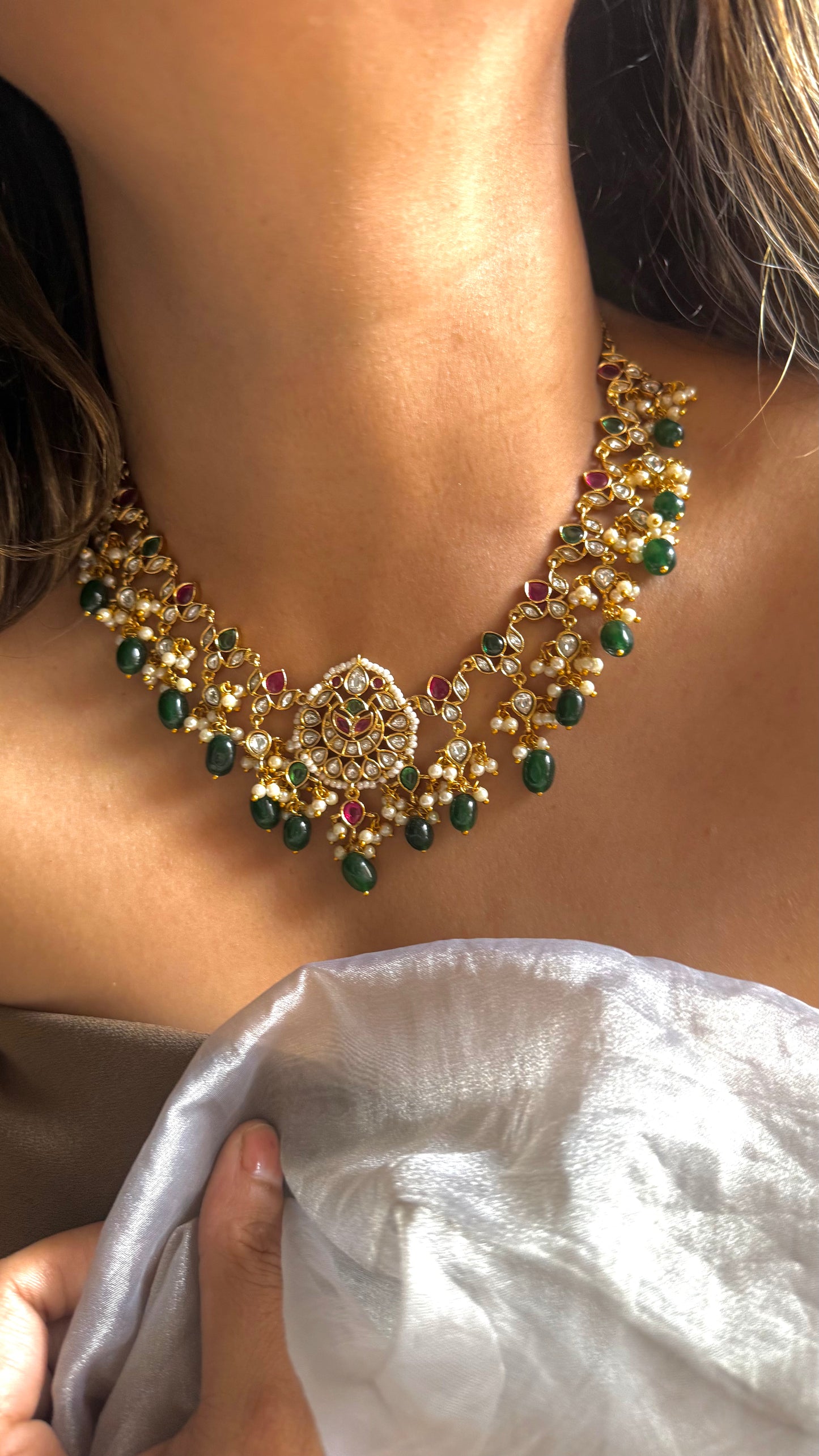 Emerald Detailing polki minimalist heritage necklace