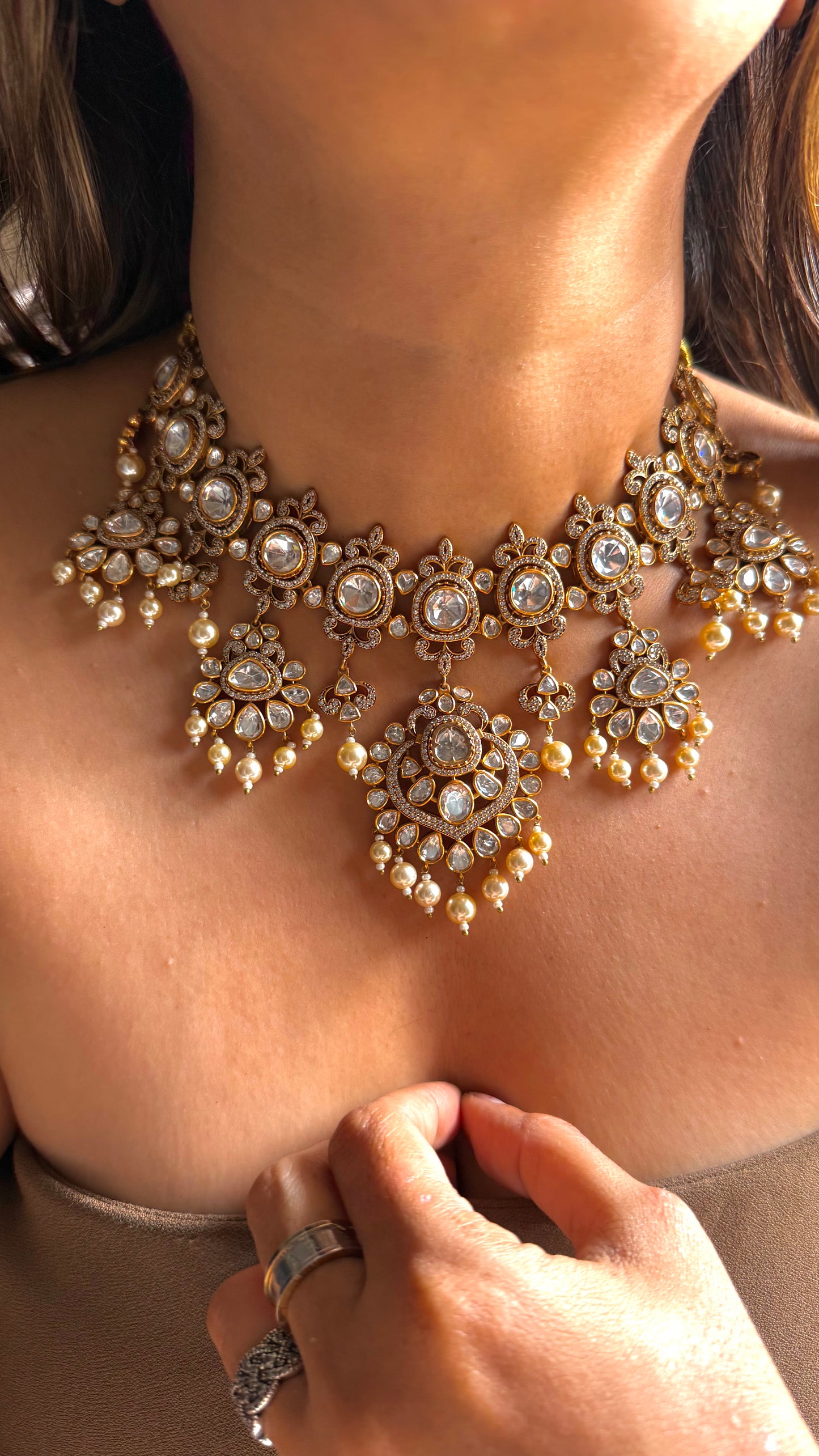 Uncut polki designer Victorian necklace with pearl detailing