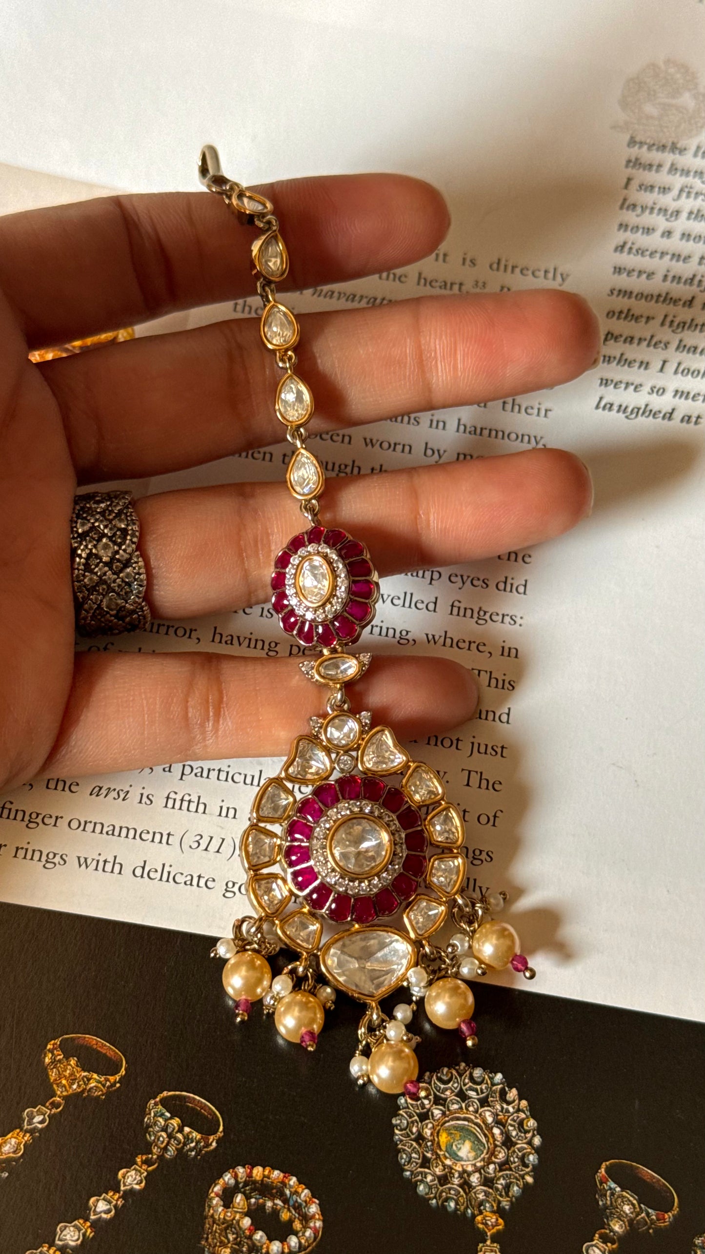 Rani pink ruby uncut polki Maangtika