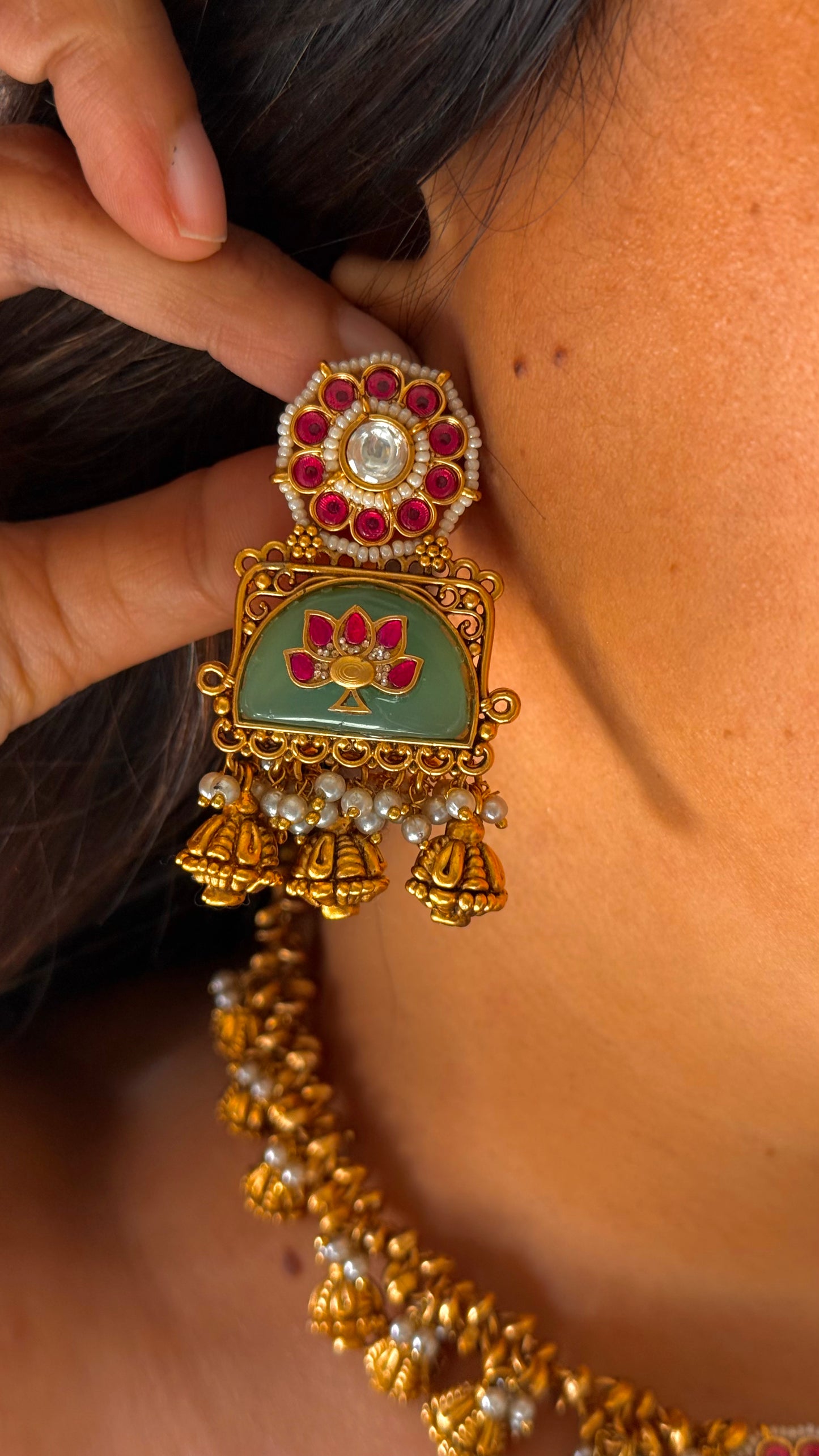 Mint rani work inlay rose drop necklace