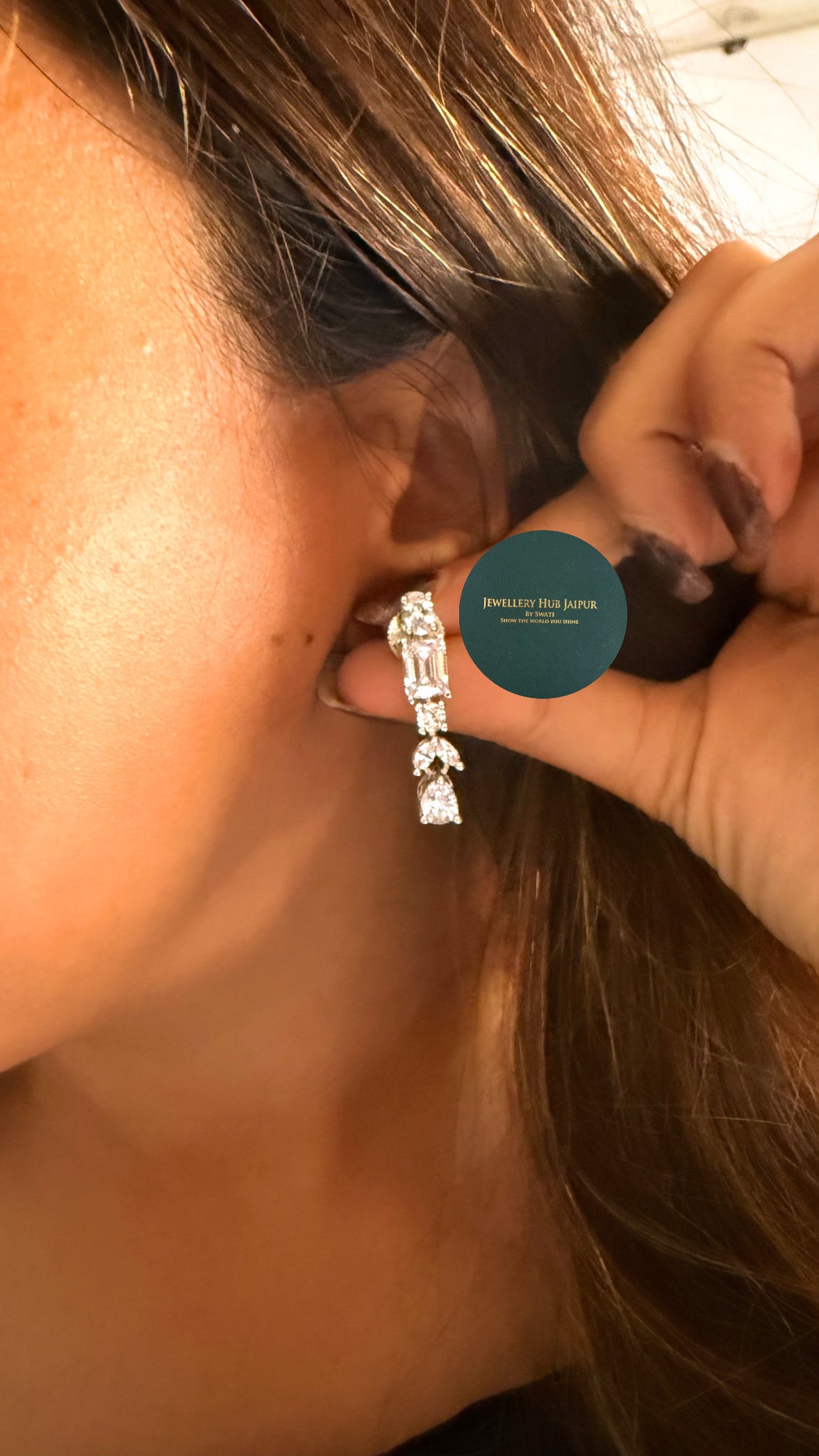 Block & drop shape cz diamond necklace