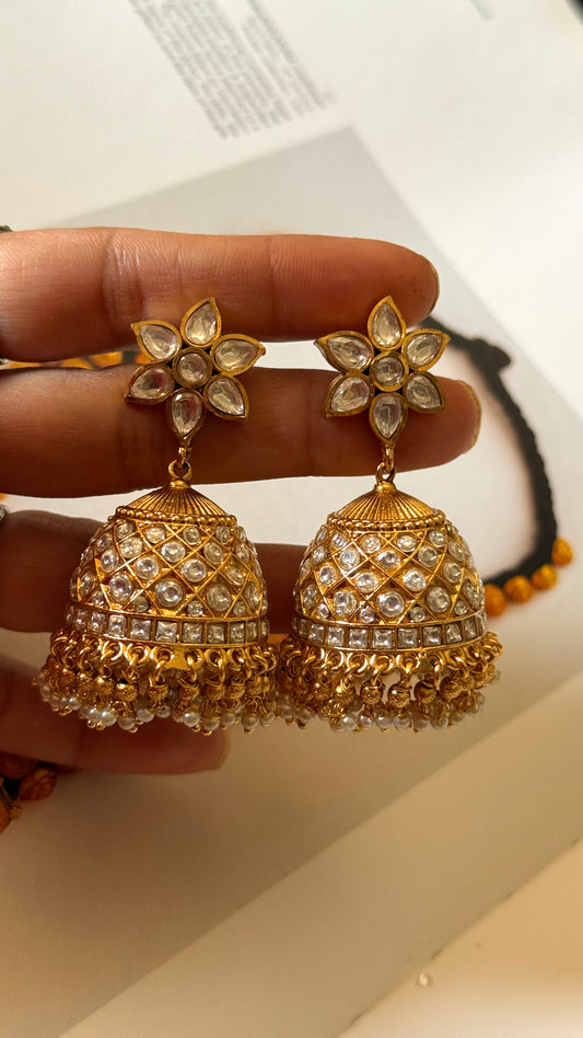 Paachi Kundan with floral jhumki