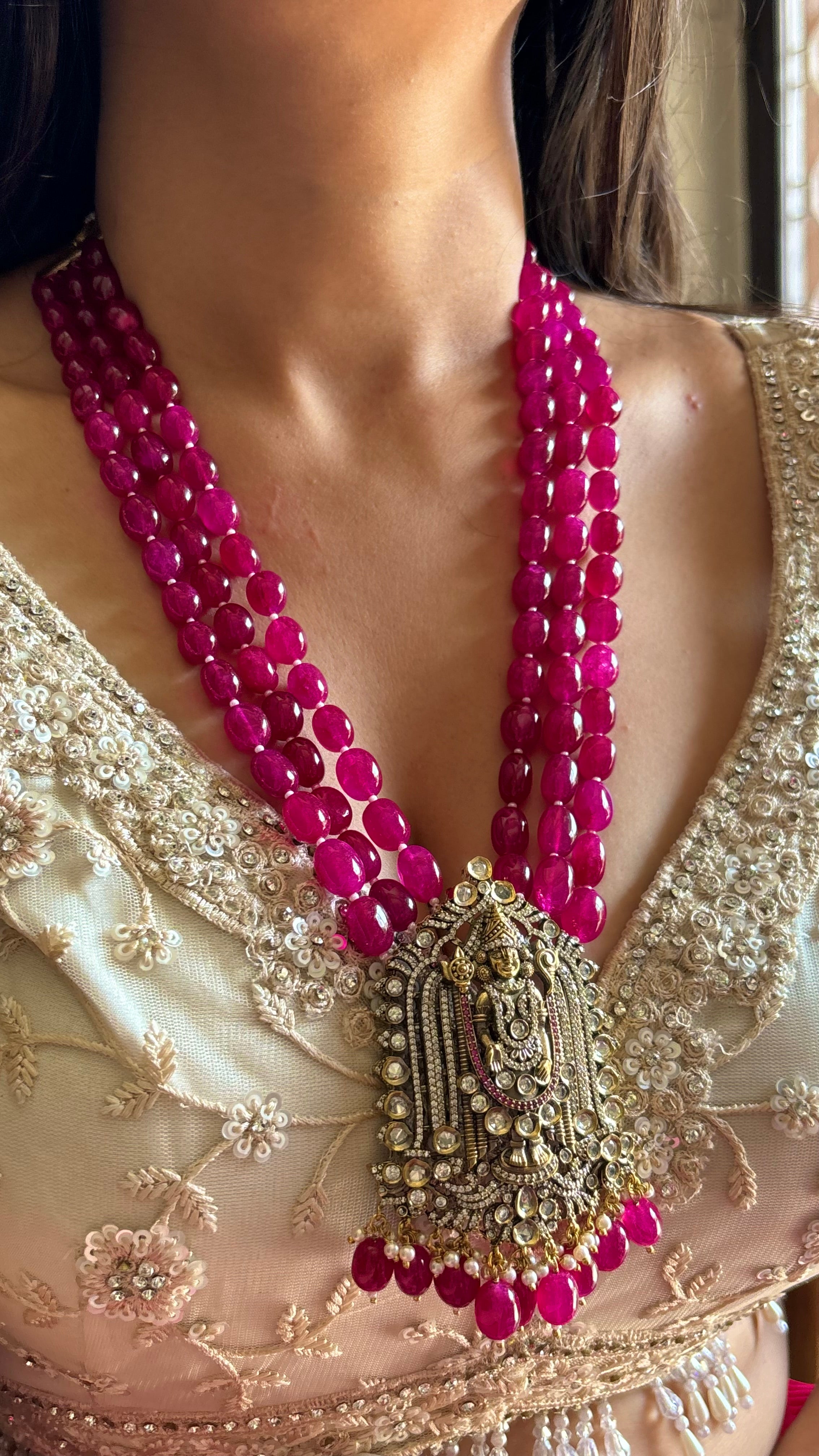 Ruby temple necklace with earrings