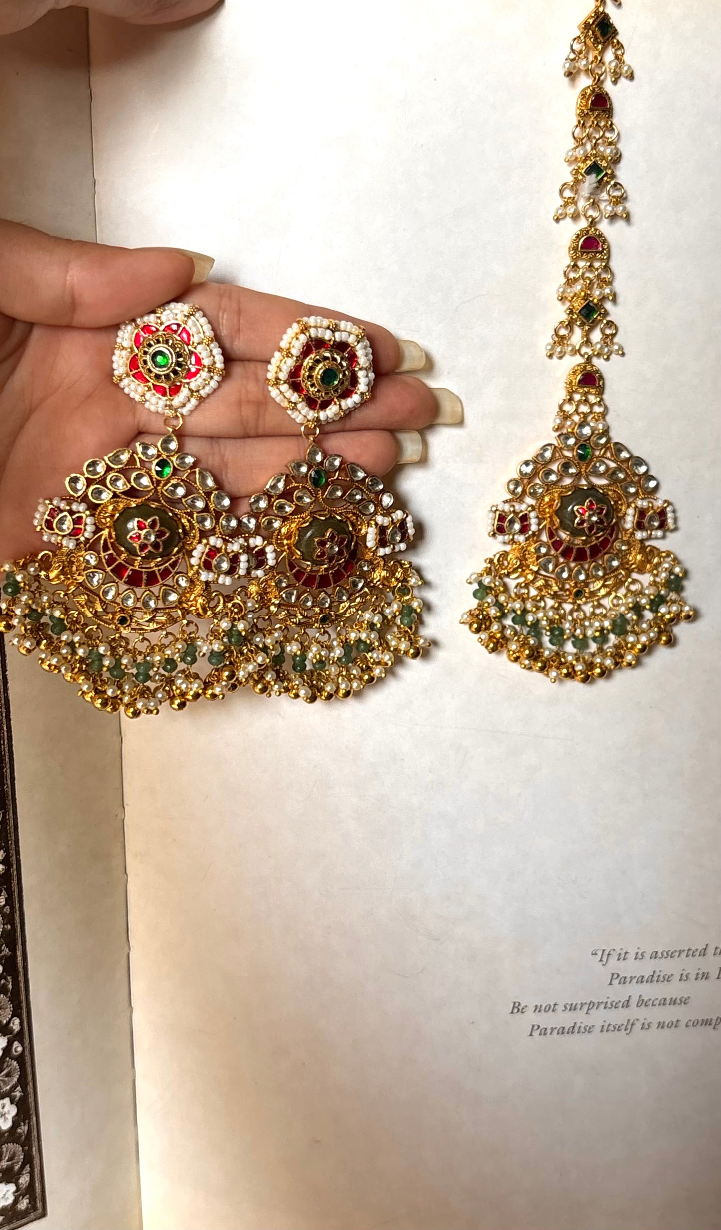 Mint inlay Paachi Kundan Maangtika with earrings combo