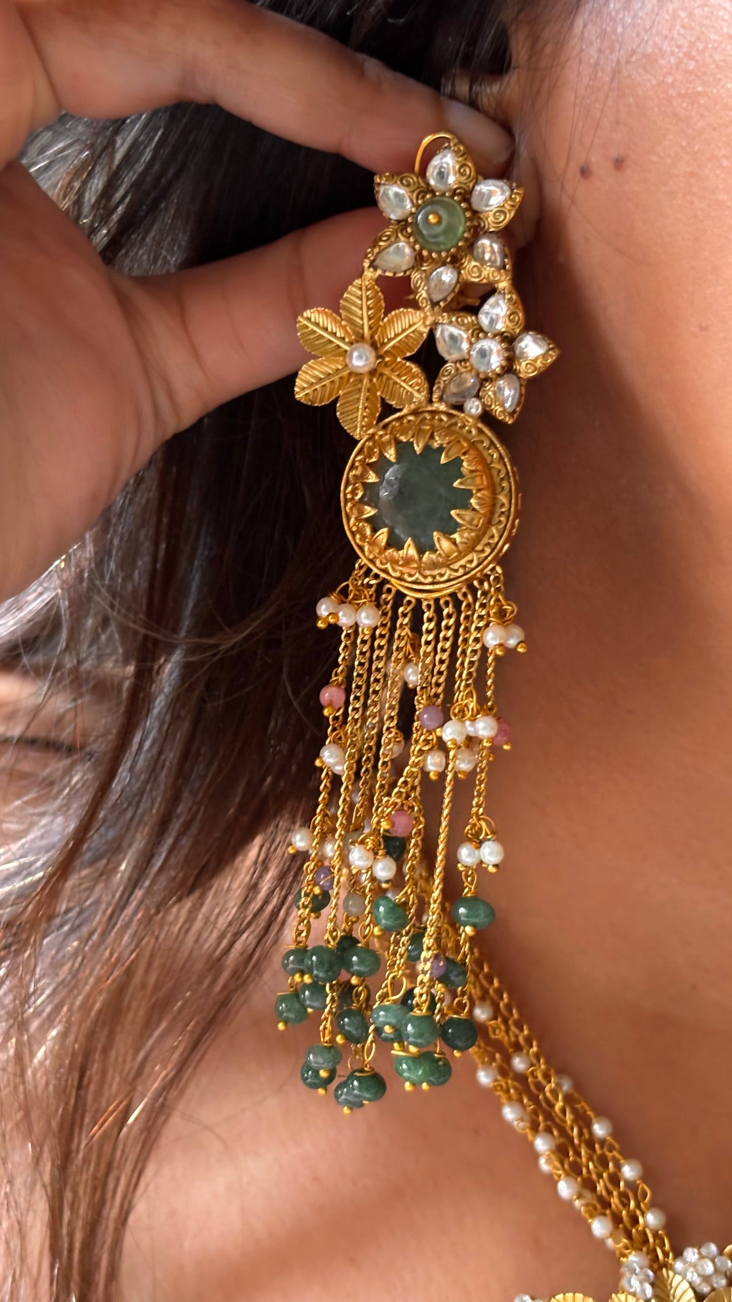 The royal medallion cascade amrapali Necklace
