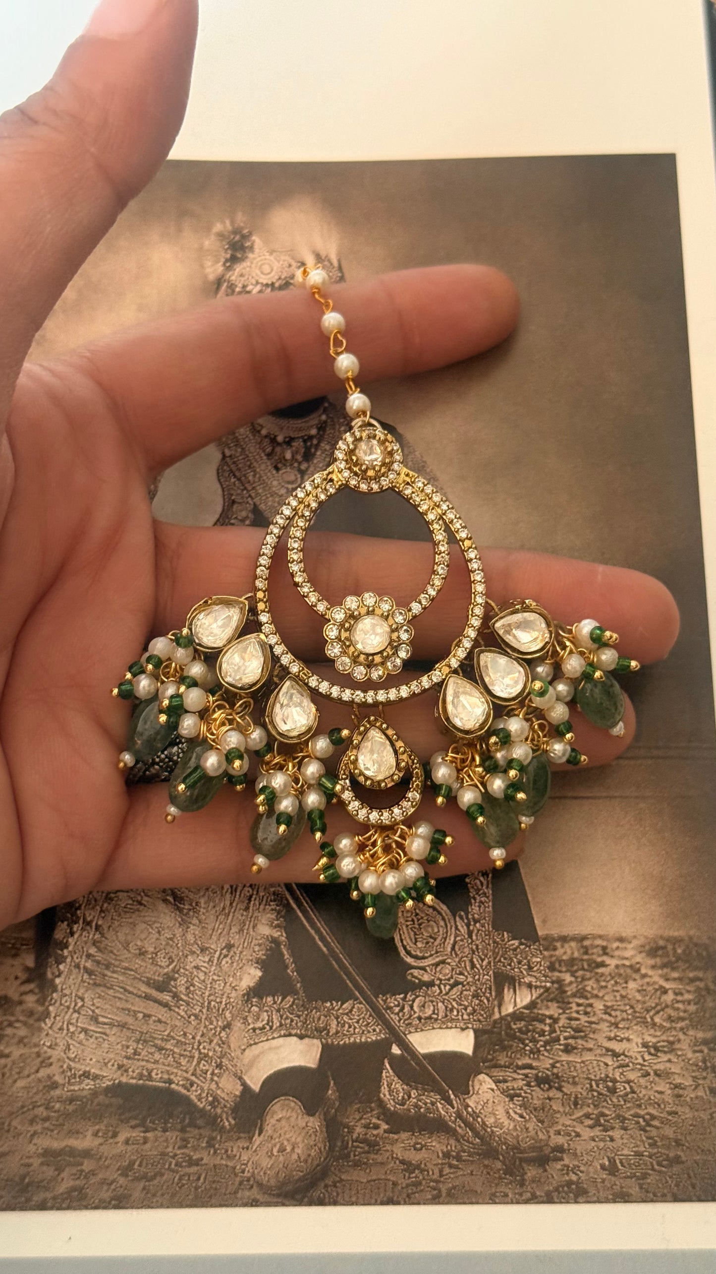 Mint Chandbali maangtika