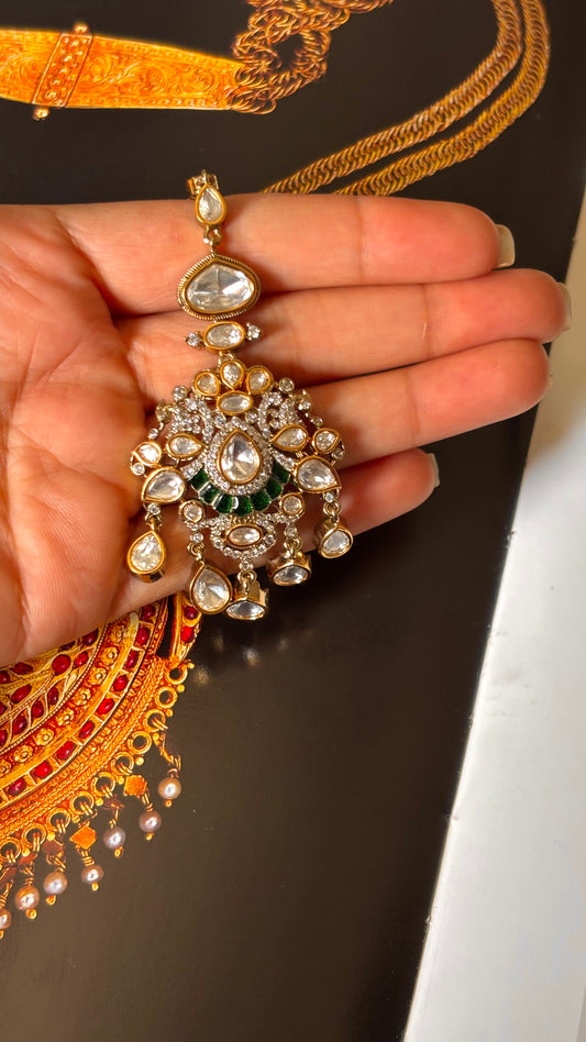 Emerald uncut moissanite Maangtika