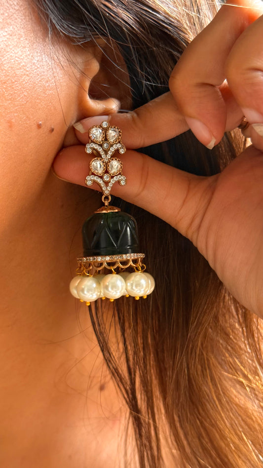 Emerald carving moissanite jhumki