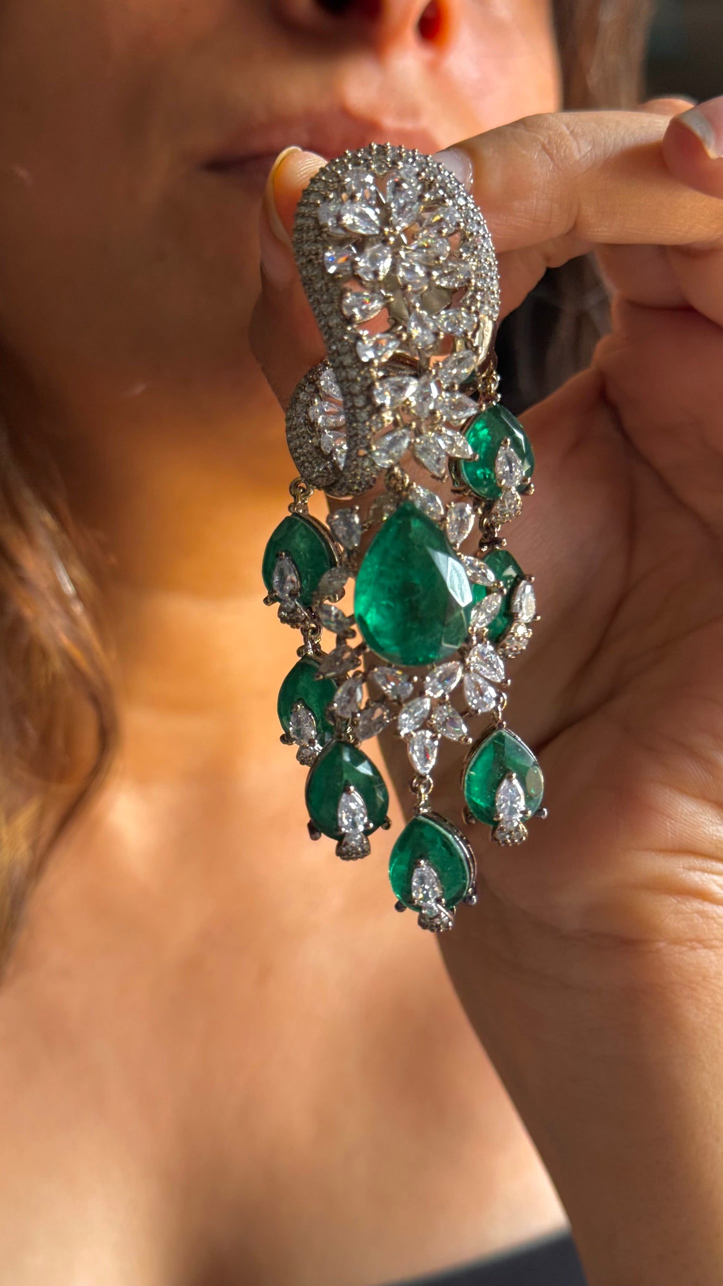 Emerald cocktail danglers