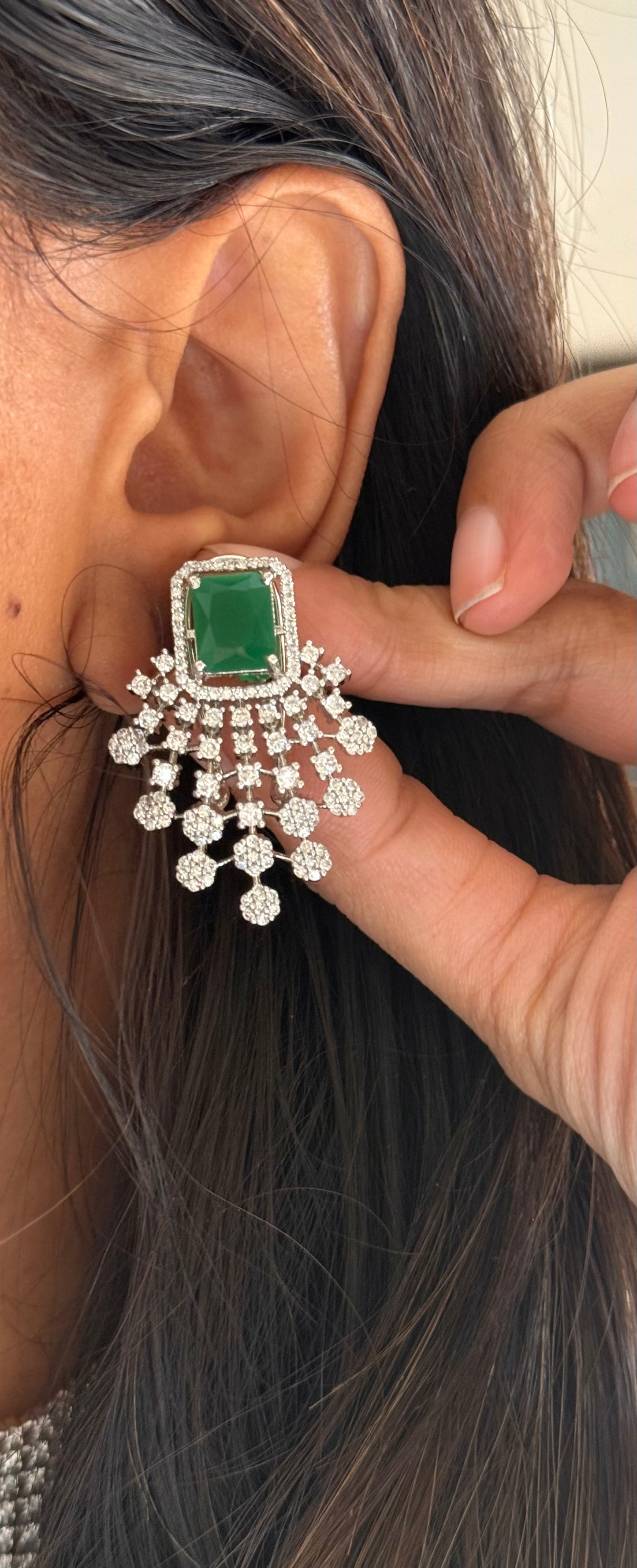 Emerald diamond statement choker set