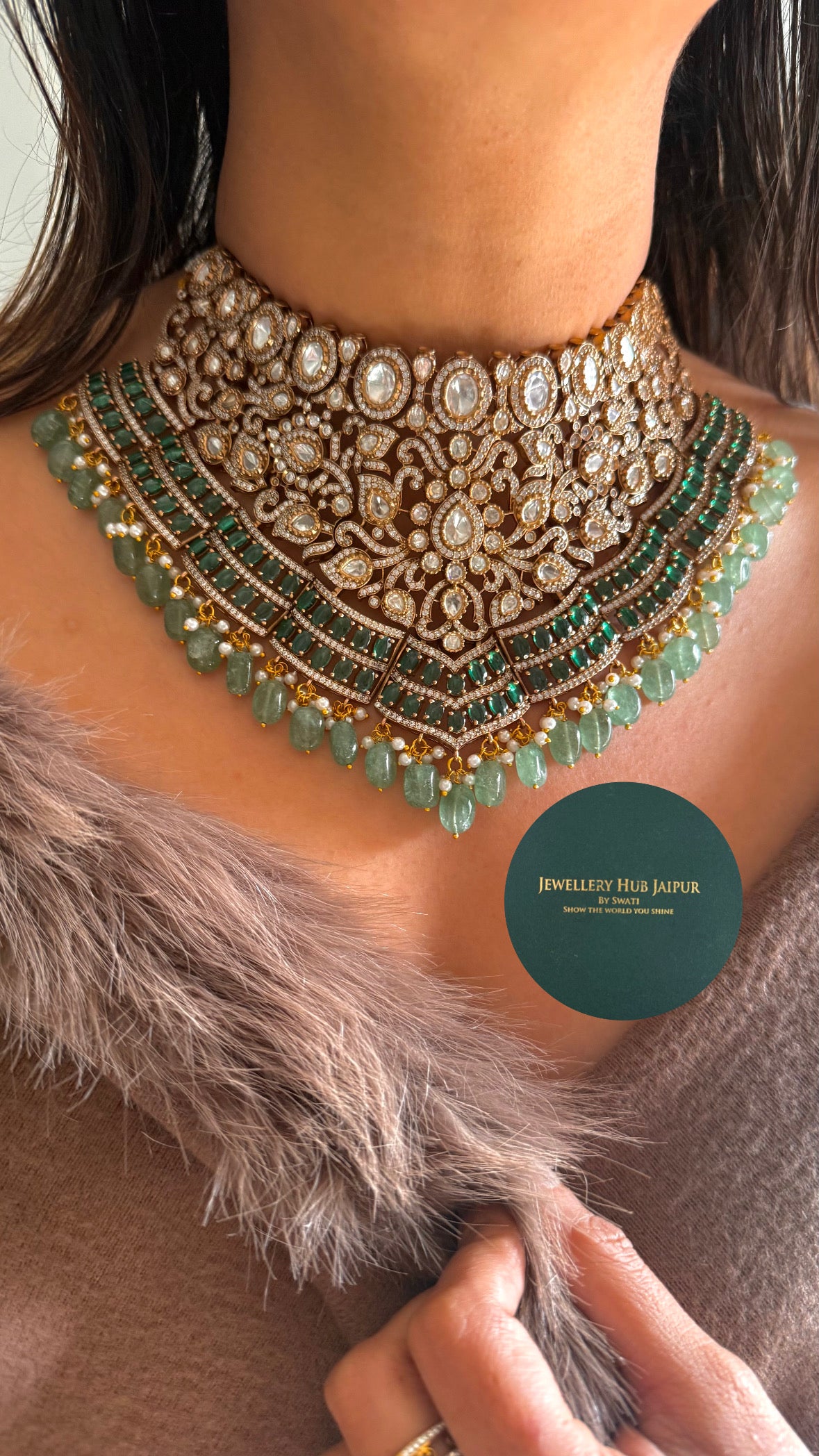 Emerald bridal asia choker