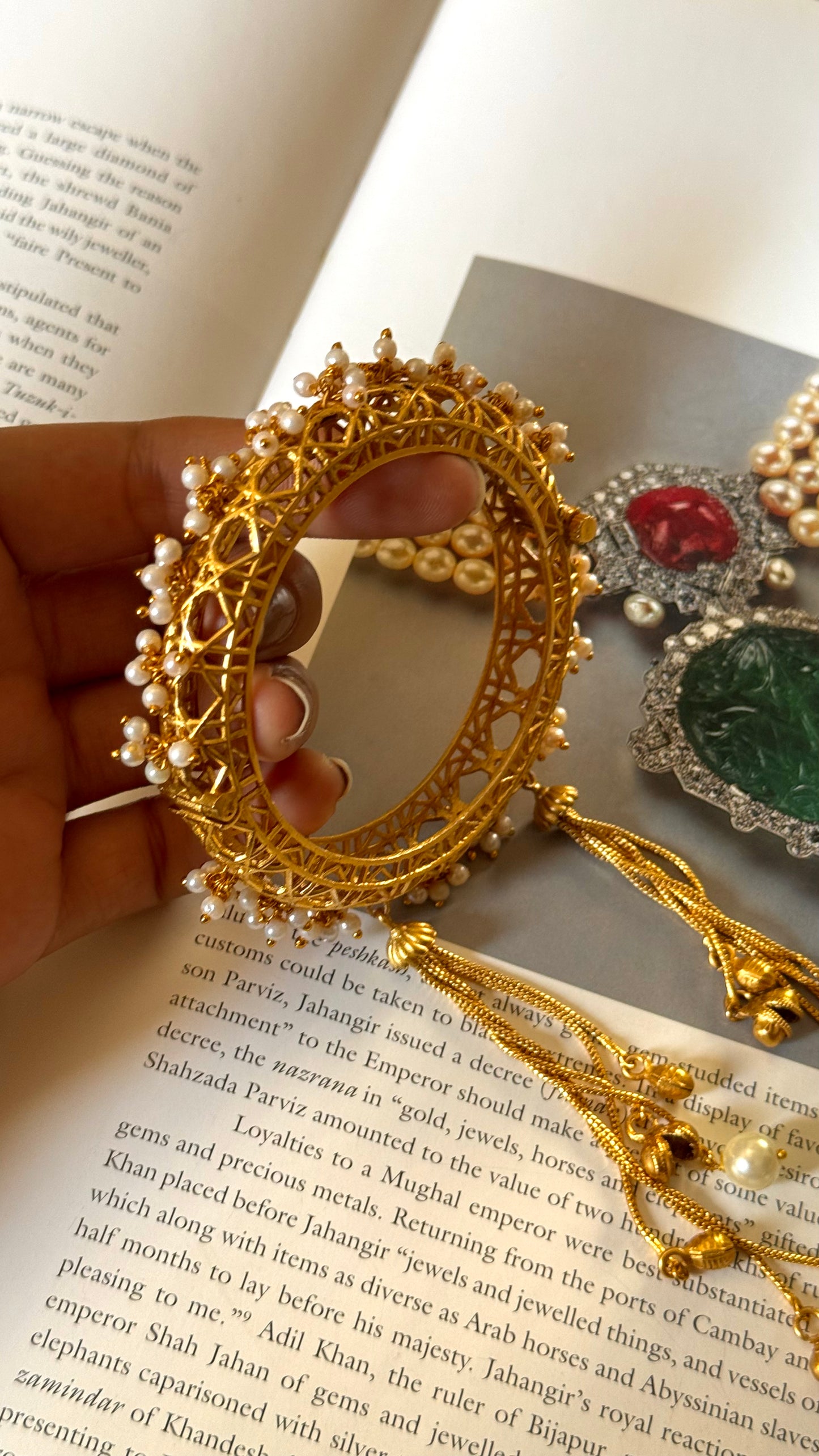 Designer bracelet with gungroo drops pearl detailing bracelet ( single)