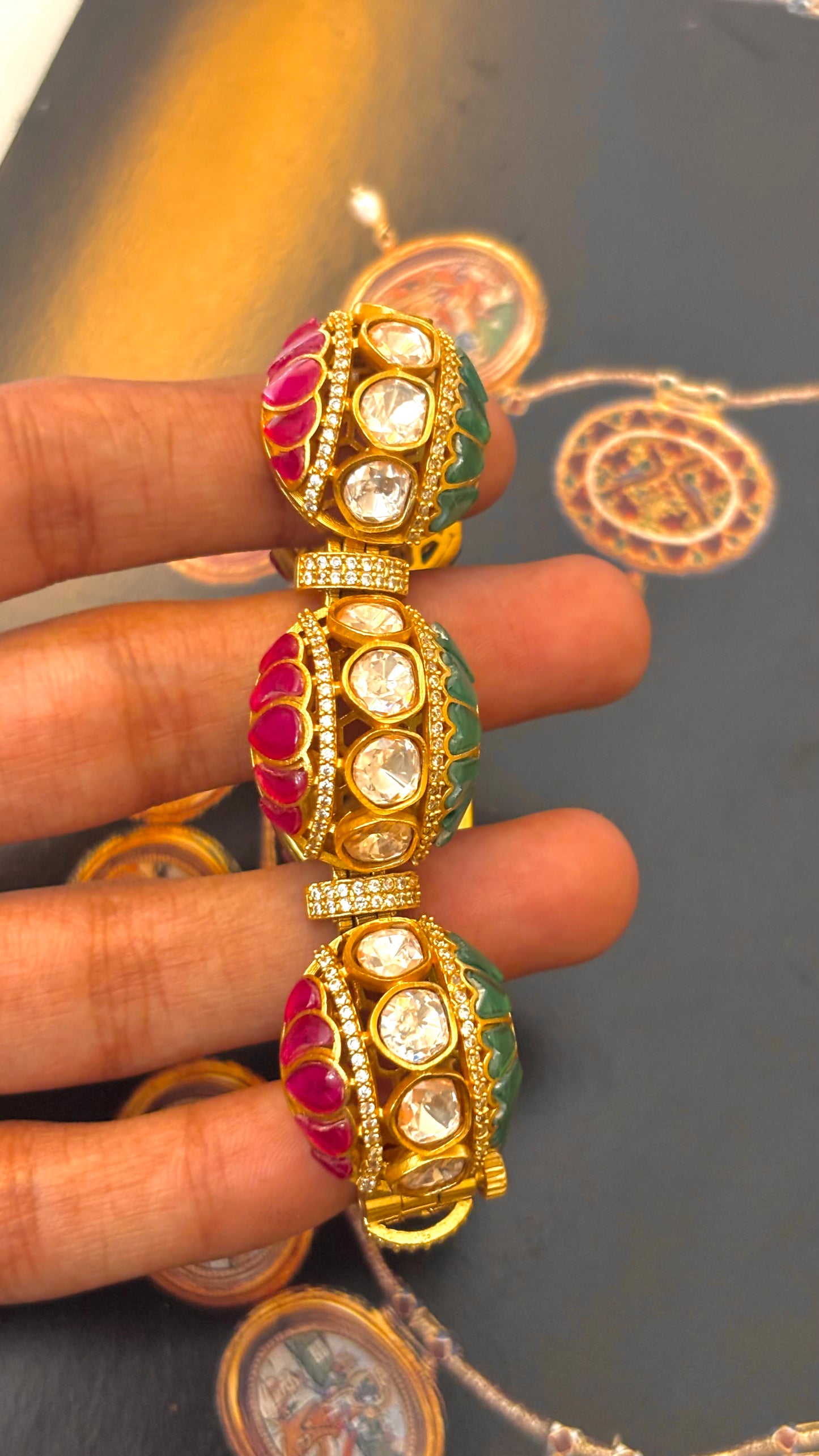 Emerald & Ruby takkar work adjustable bracelet