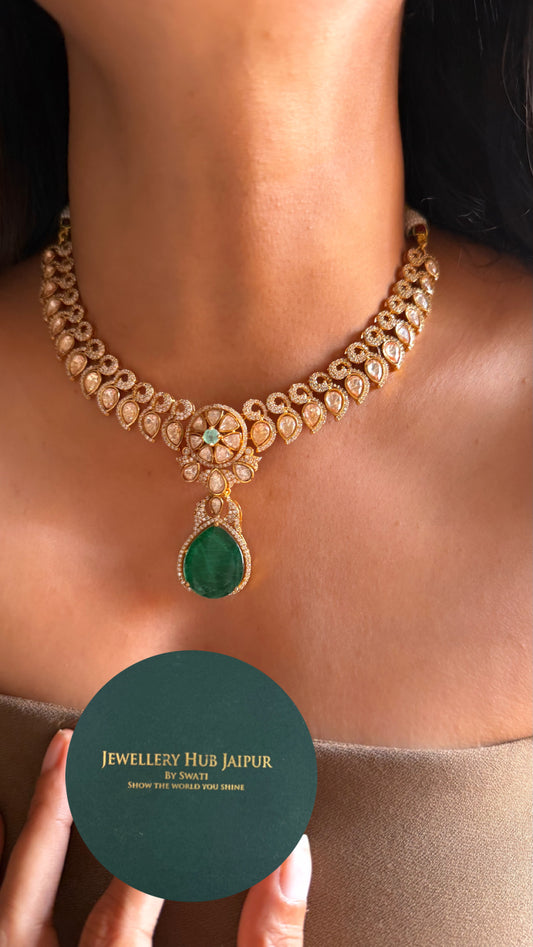 Emerald & mint doublet stone with peeli polki collar Necklace