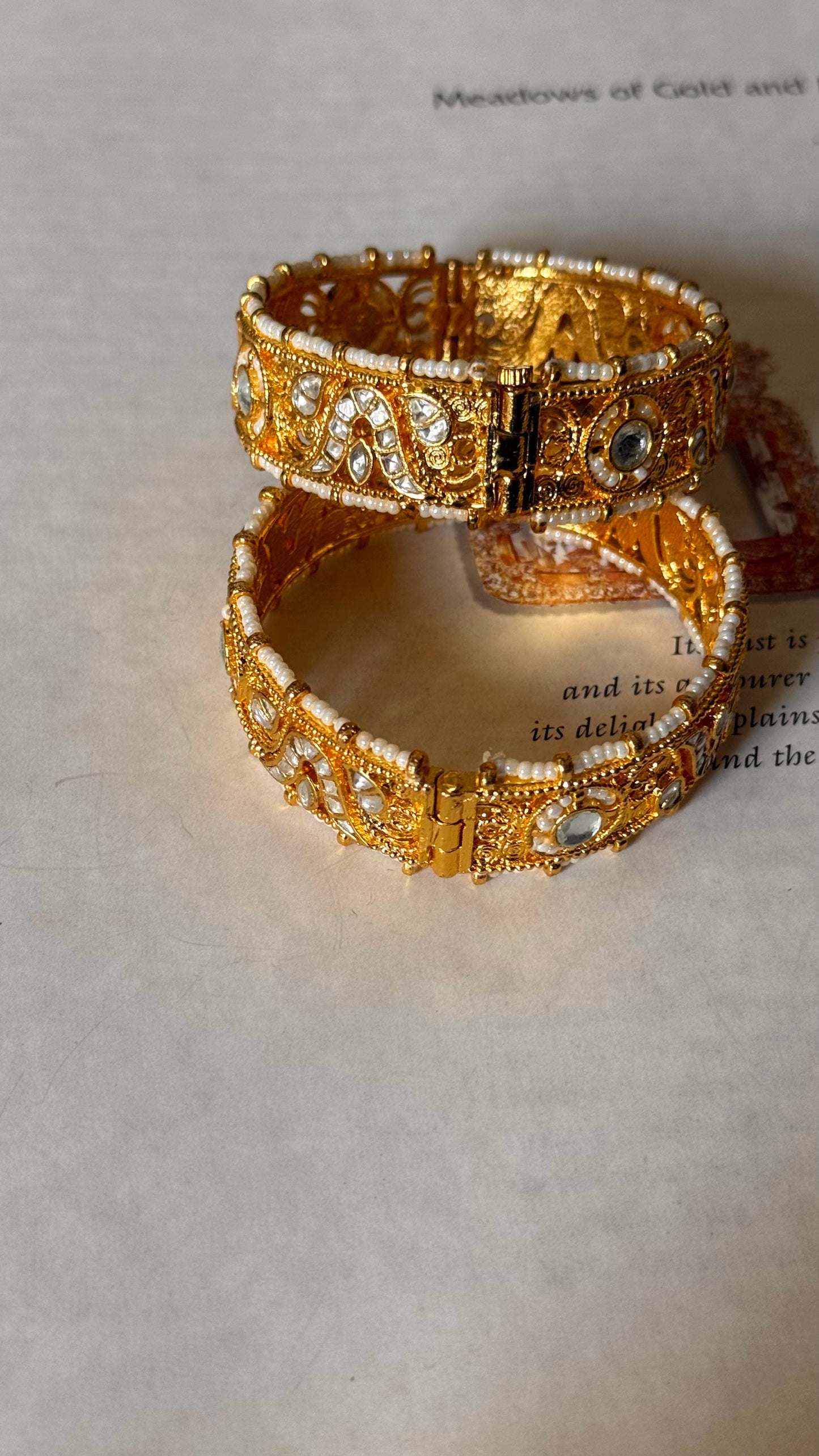 Real Moissanite gold polish rajwada bangles