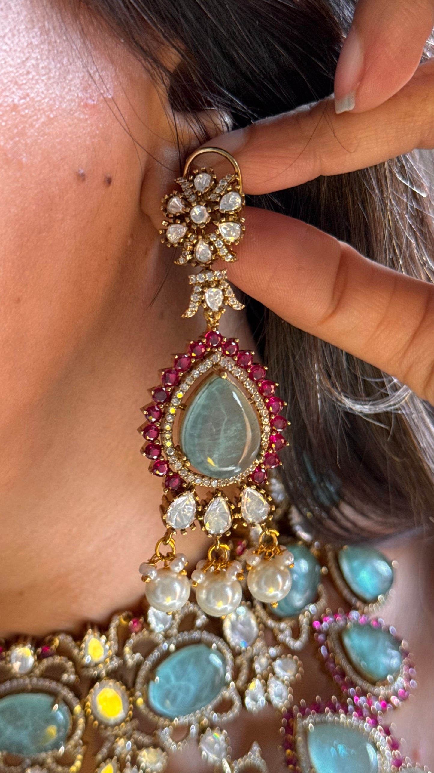 Celebrity inspired mint & rani pink statement necklace