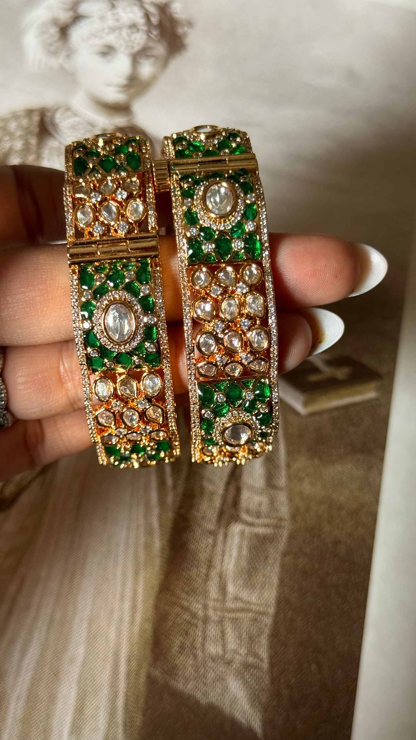 Emerald moissanite polki openable bangle